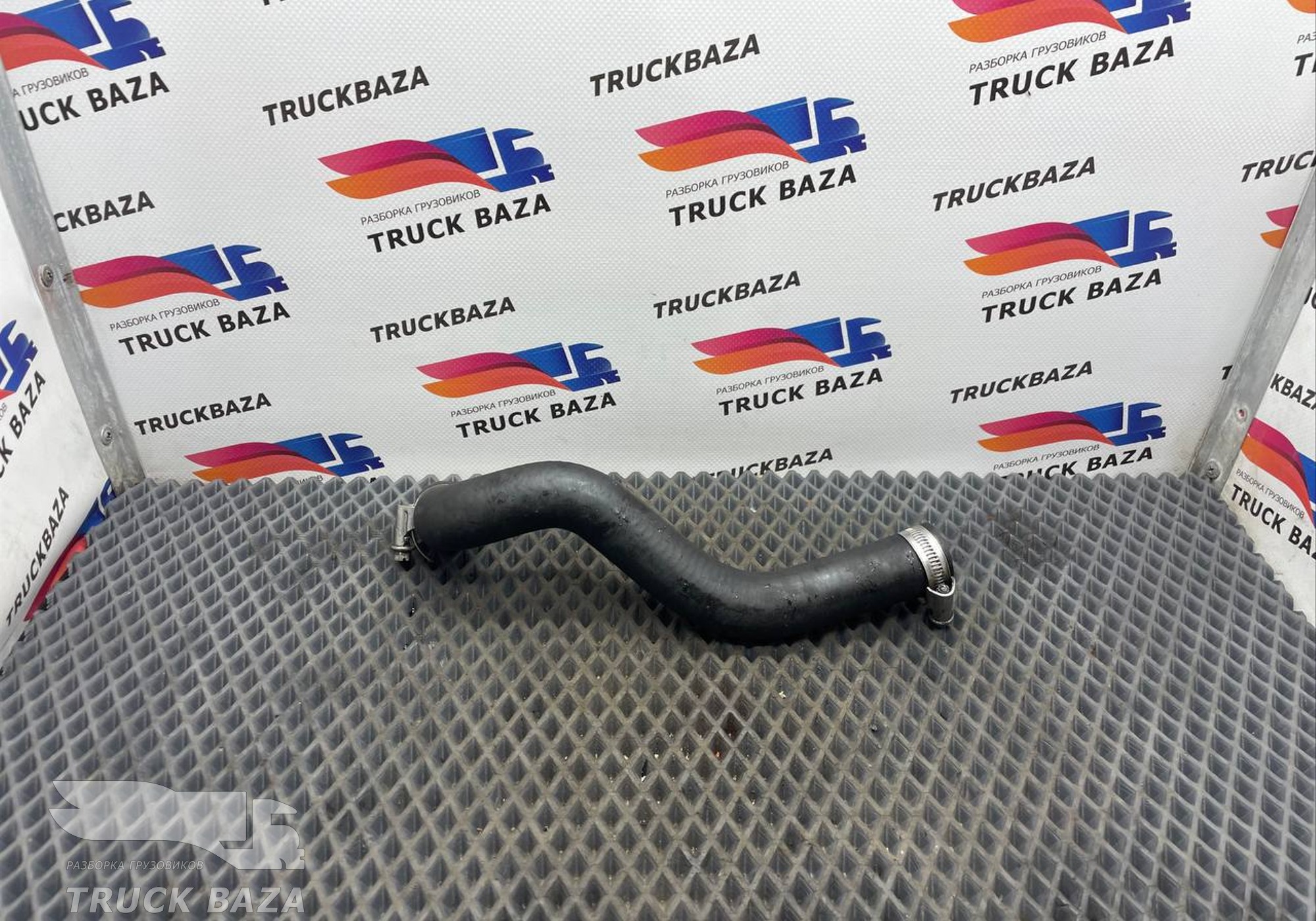 81473040057 Патрубок бачка ГУРа для Man TGX II (с 2012)