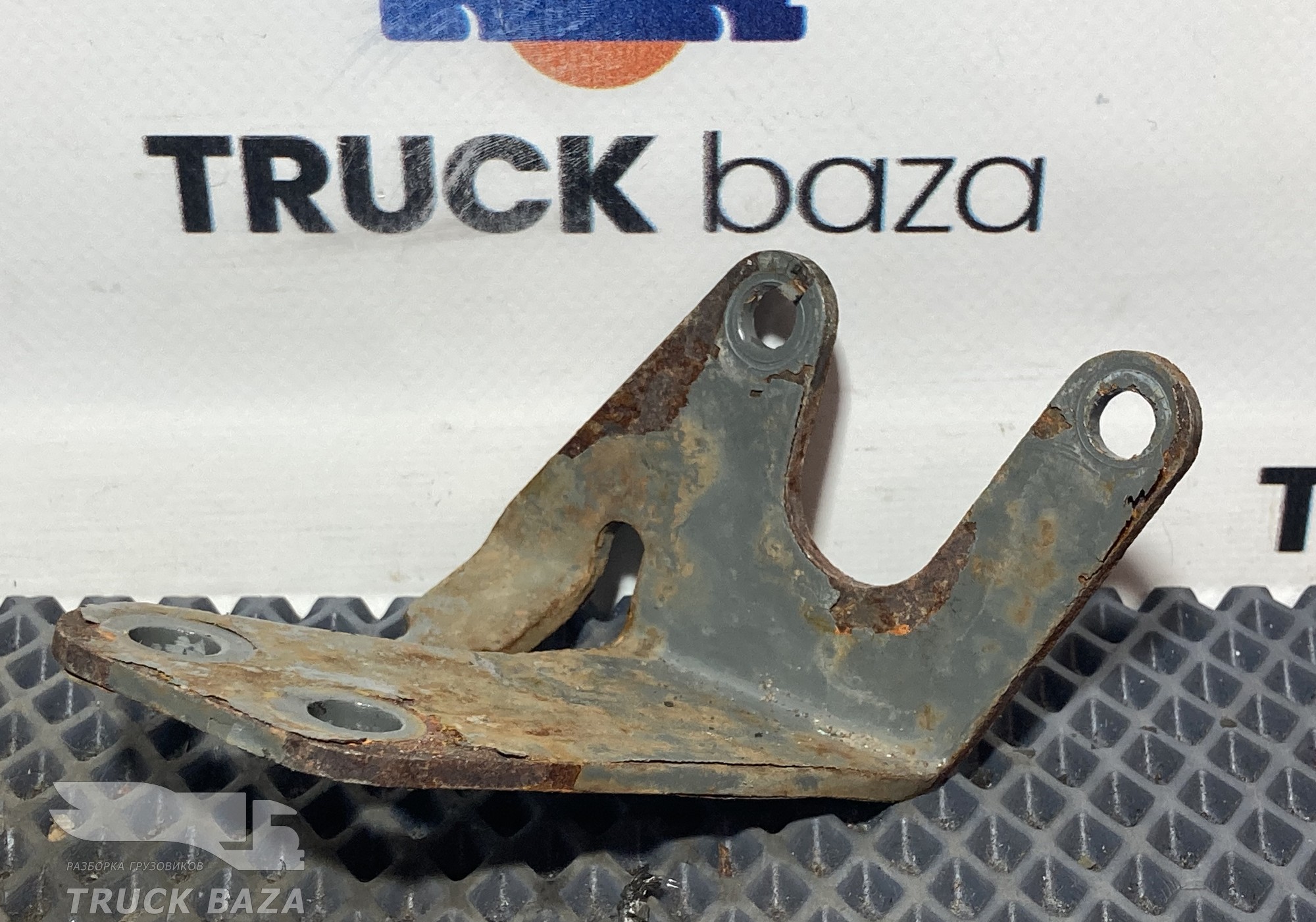 712W517150409 Кронштейн клапана ограничения давления для Sinotruk Sitrak C7H