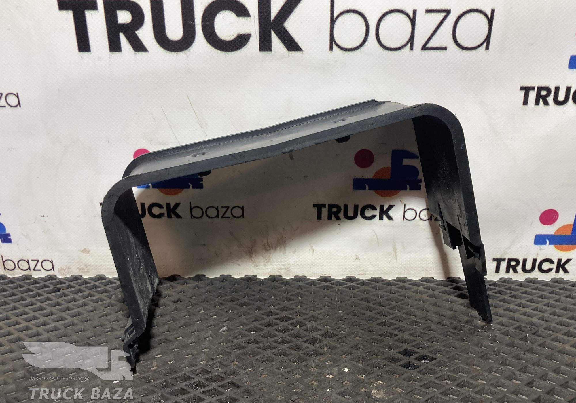 A9425050420 Накладка салона для Mercedes-Benz Actros MP3 (с 2008)