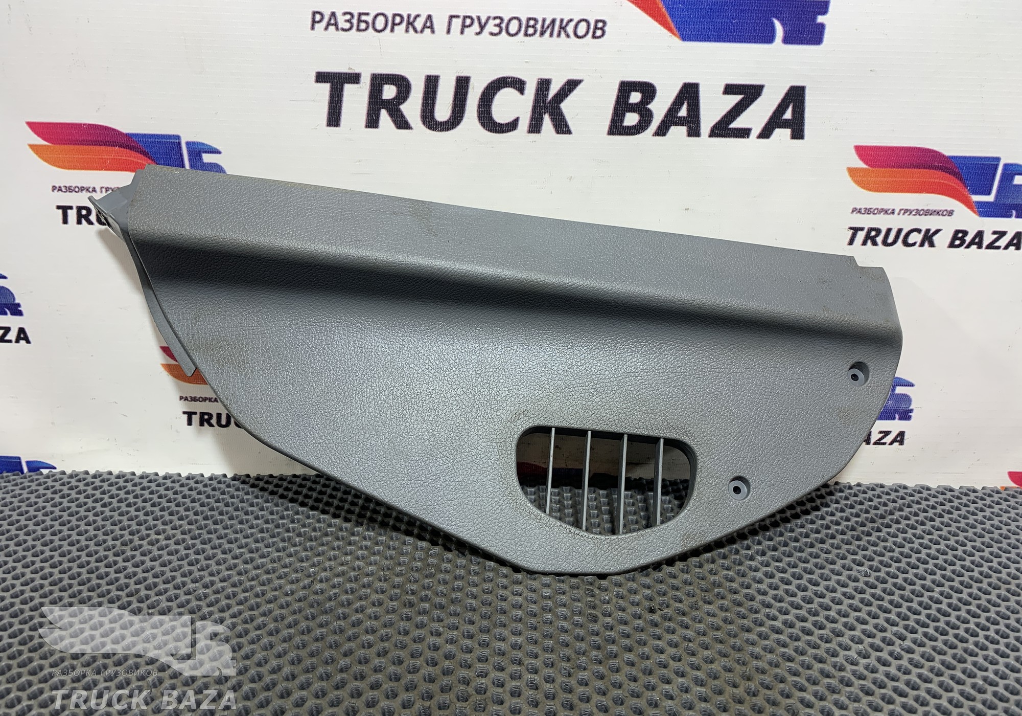 A9406802706 Накладка торпедо левая для Mercedes-Benz Atego I (с 1998 по 2004)