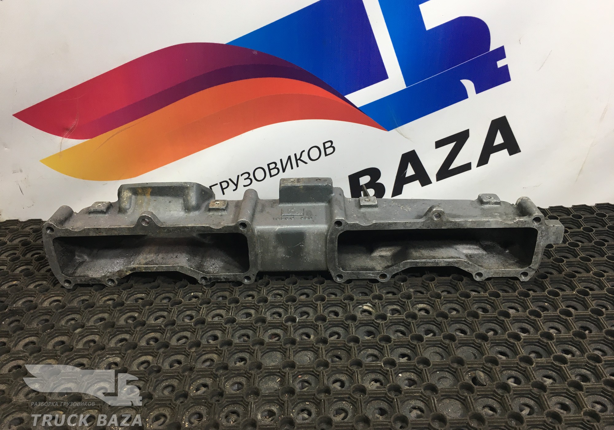 105GC356 Коллектор впускной