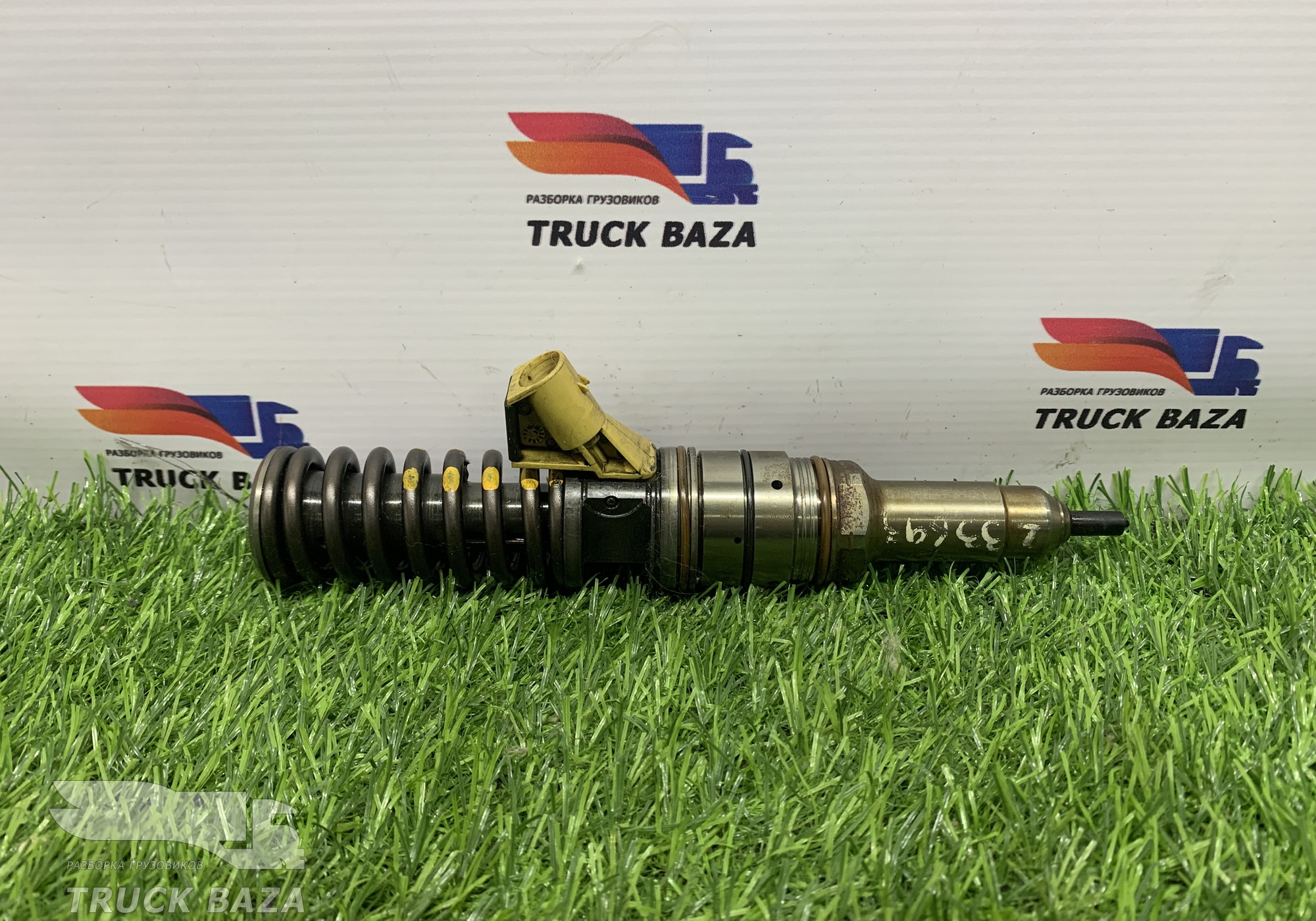 504287070 Форсунка топливная