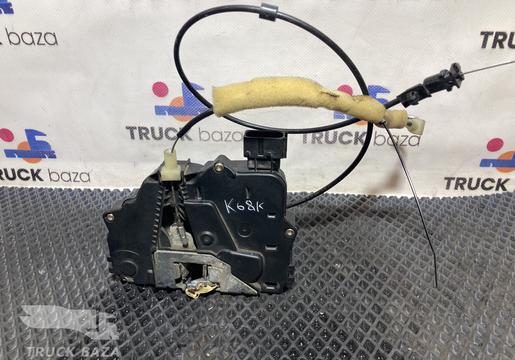 9607230101 Замок двери правой