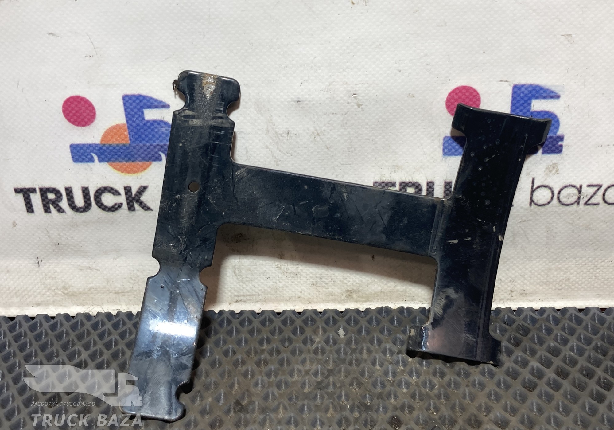 81517150076 Кронштейн тормозных трубок для Man TGX