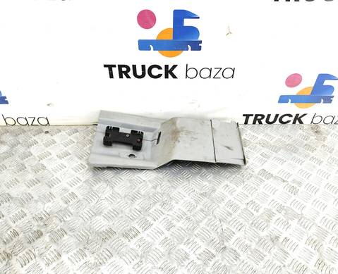 81625710083 Накладка под ремень левая для Man