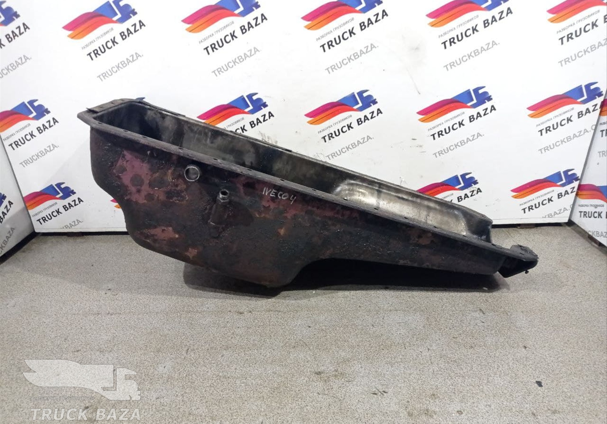 4803020 Поддон двигателя масляный для Iveco EuroStar (с 1993 по 2002)