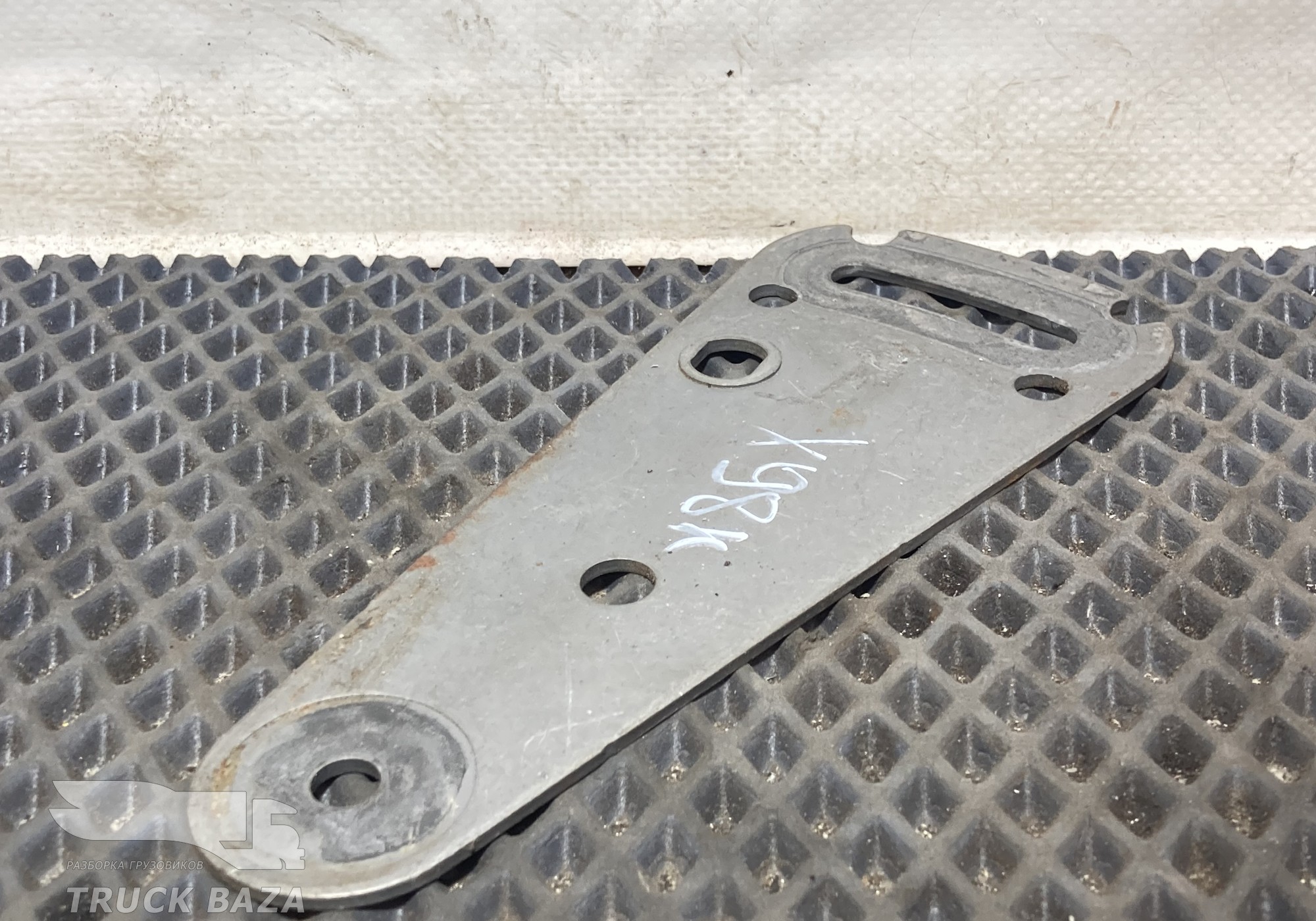 Кронштейн рулевой колонки для Daf XF105 (с 2005)