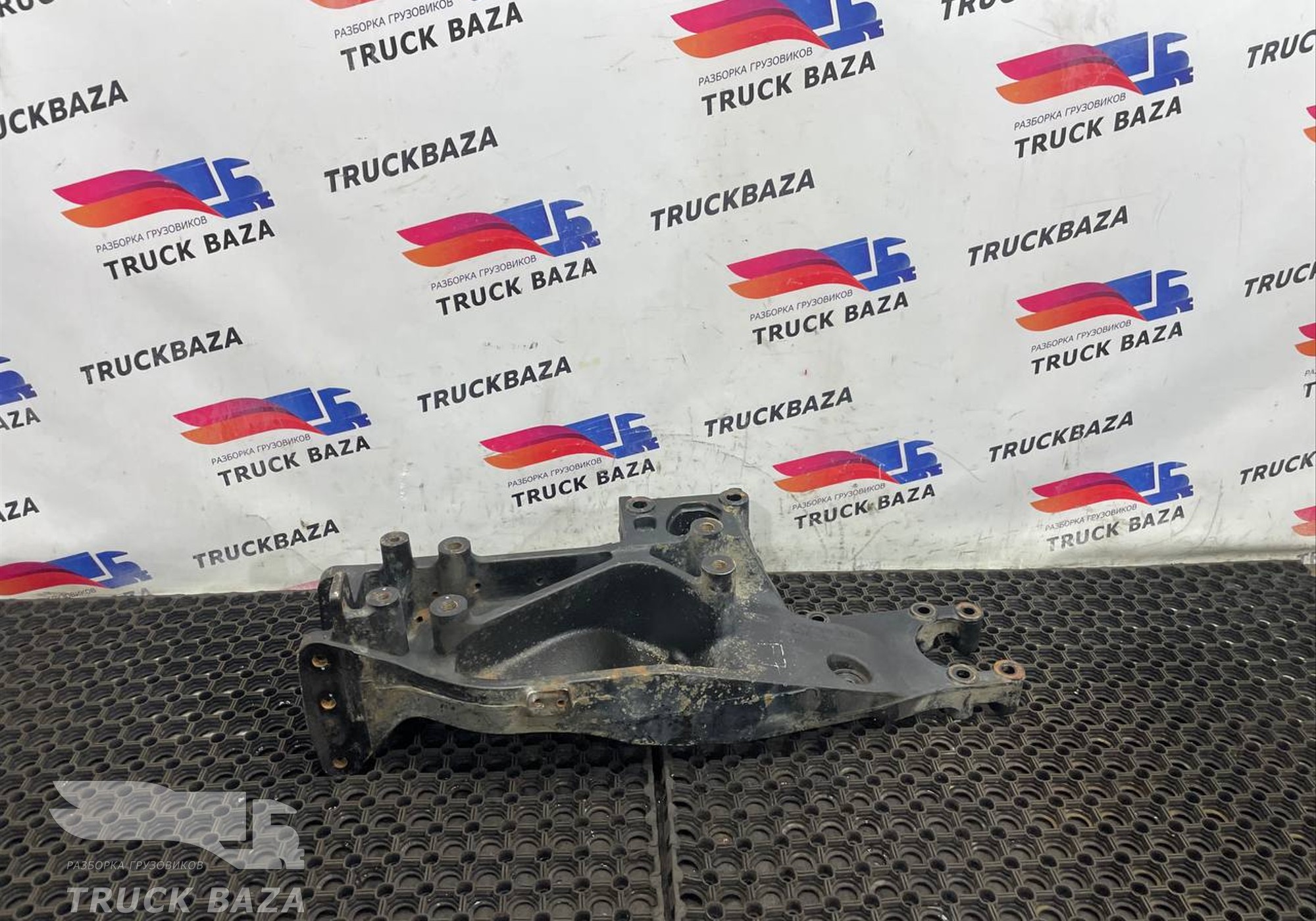 JC465C081AB Кронштейн бампера левый для Ford F-MAX (с 2018)