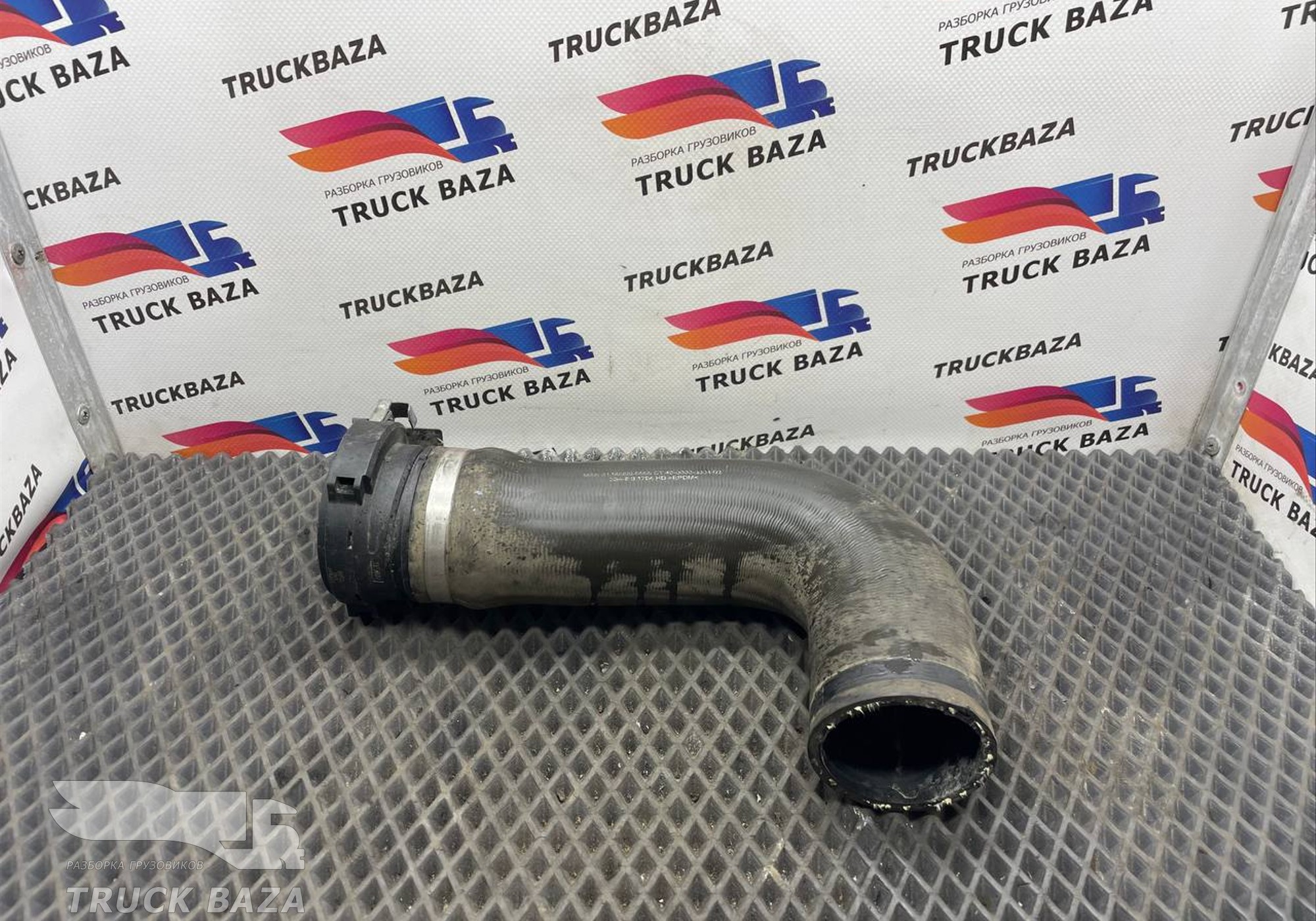81963050565 Патрубок радиатора для Man TGX TG3 (с 2020)