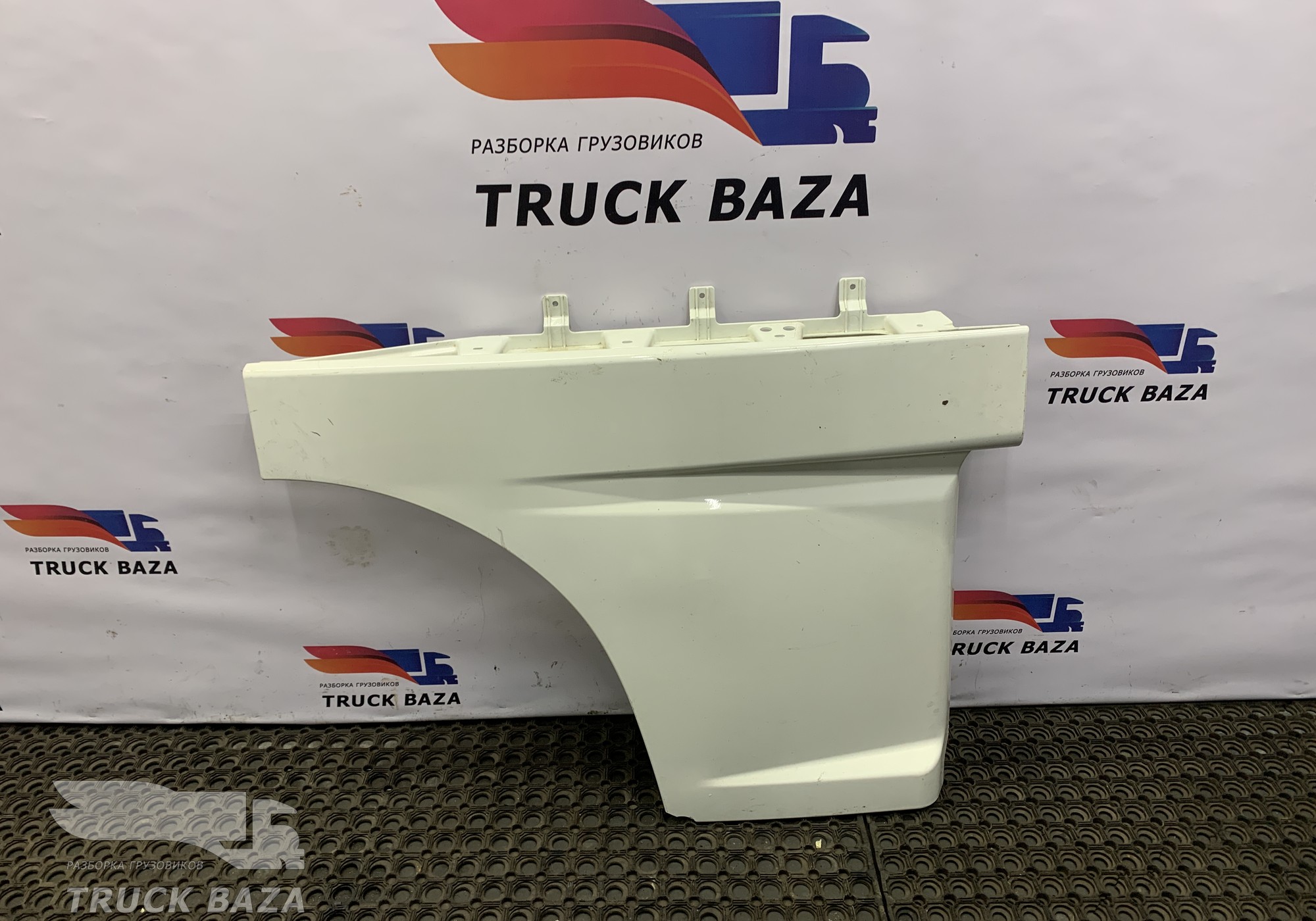 1295620 Продолжение двери правой для Daf XF105 (с 2005)