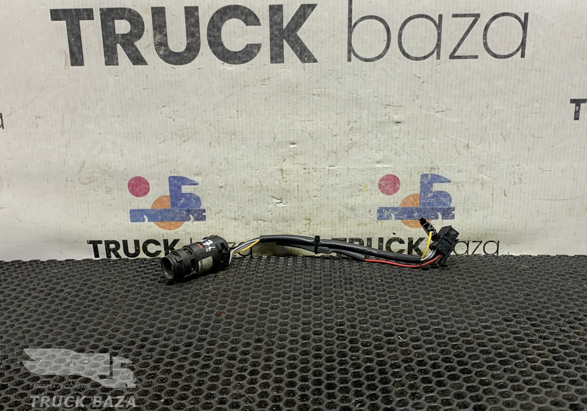 A65100200 Датчик температуры салона для Iveco Stralis II Hi-Way (с 2012)