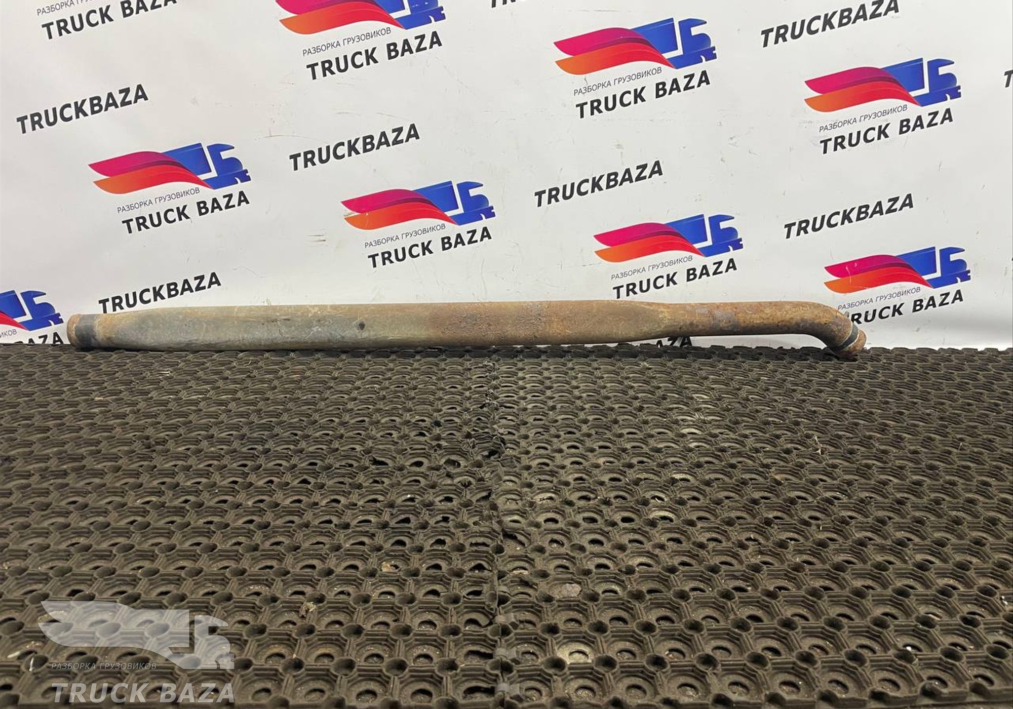 1781926 Патрубок ретардера КПП для Scania
