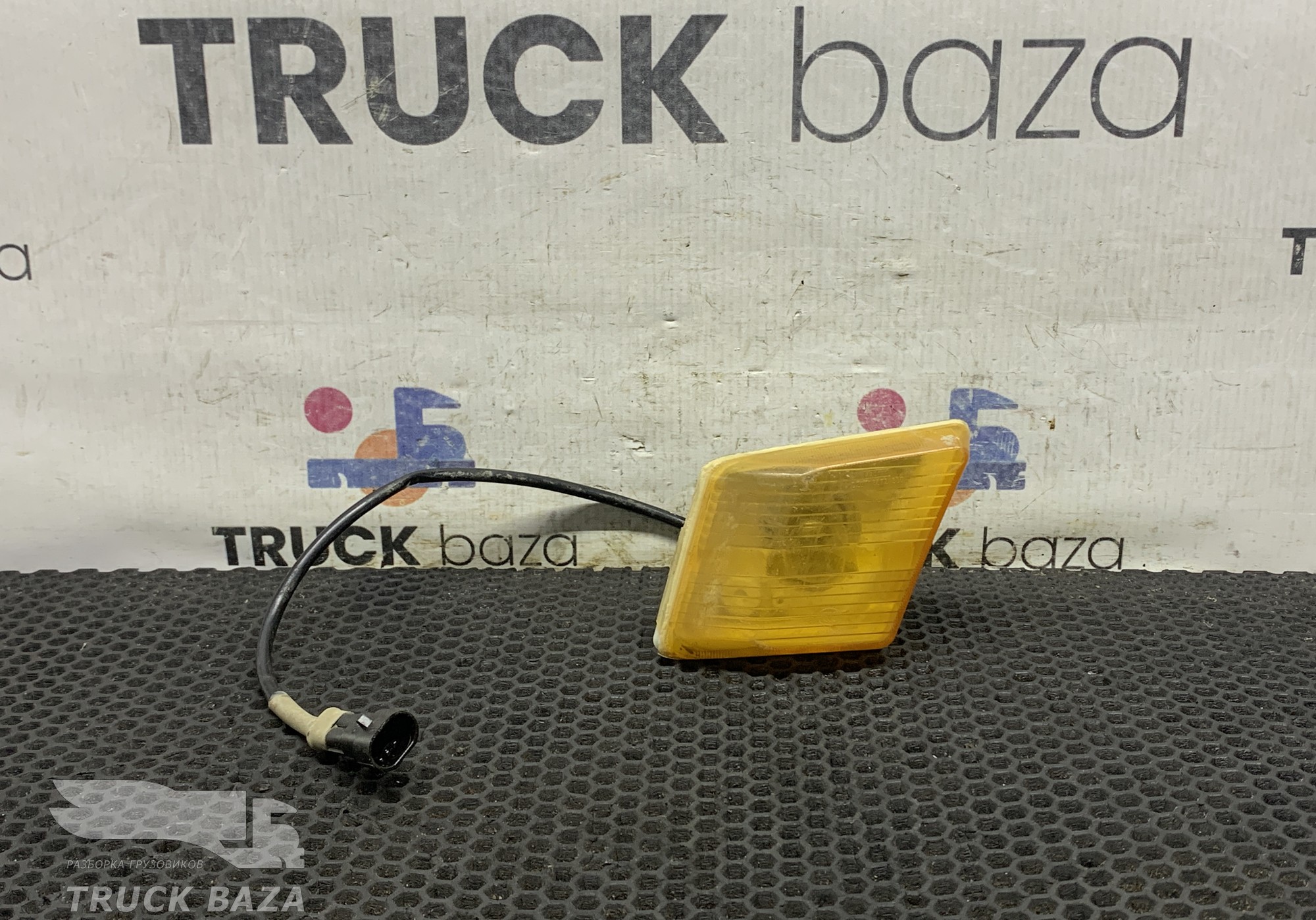 DZ97188721336 Указатель поворота правый для Shacman X3000 (с 2014)