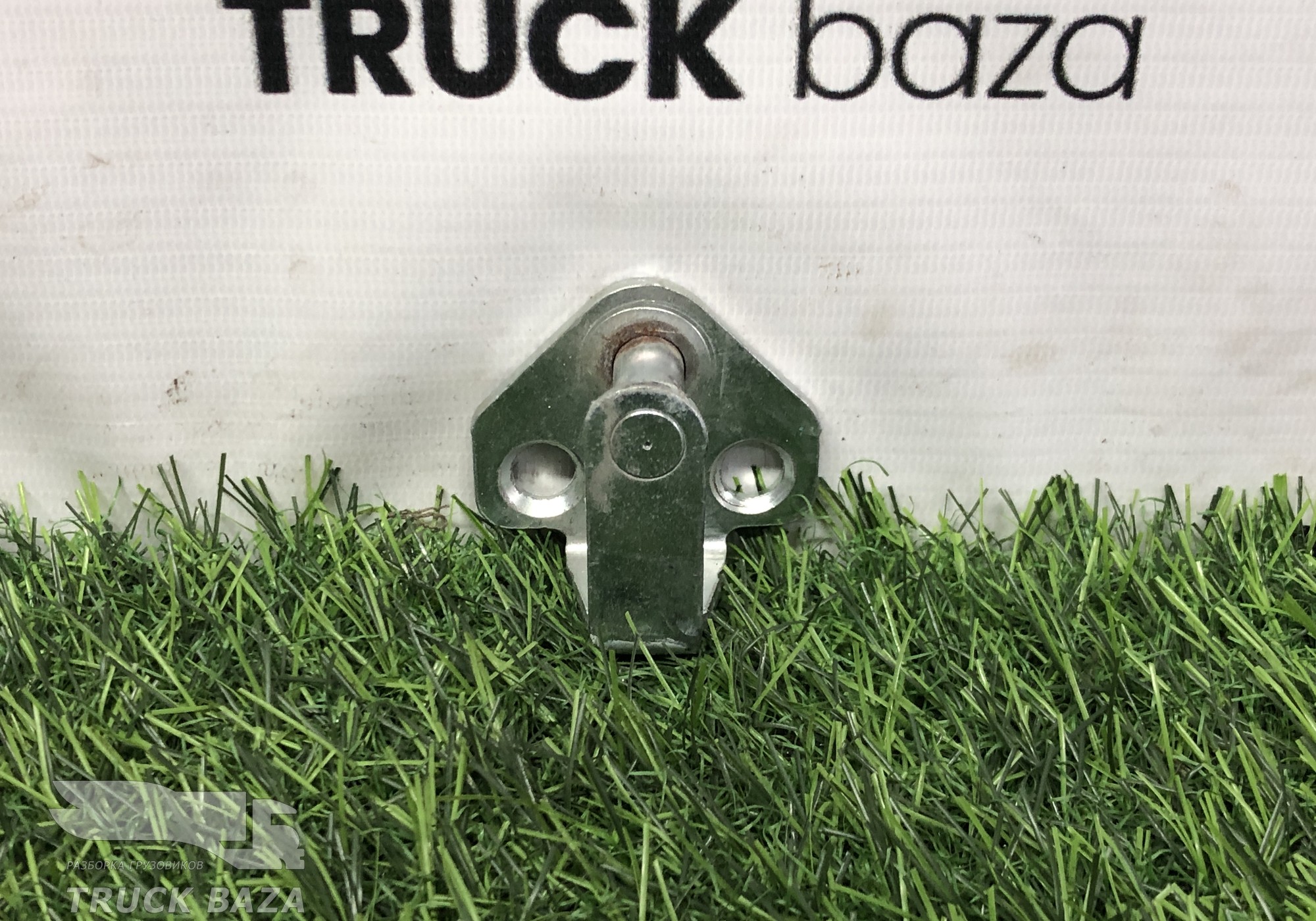 A9017200431 Ответная часть замка двери