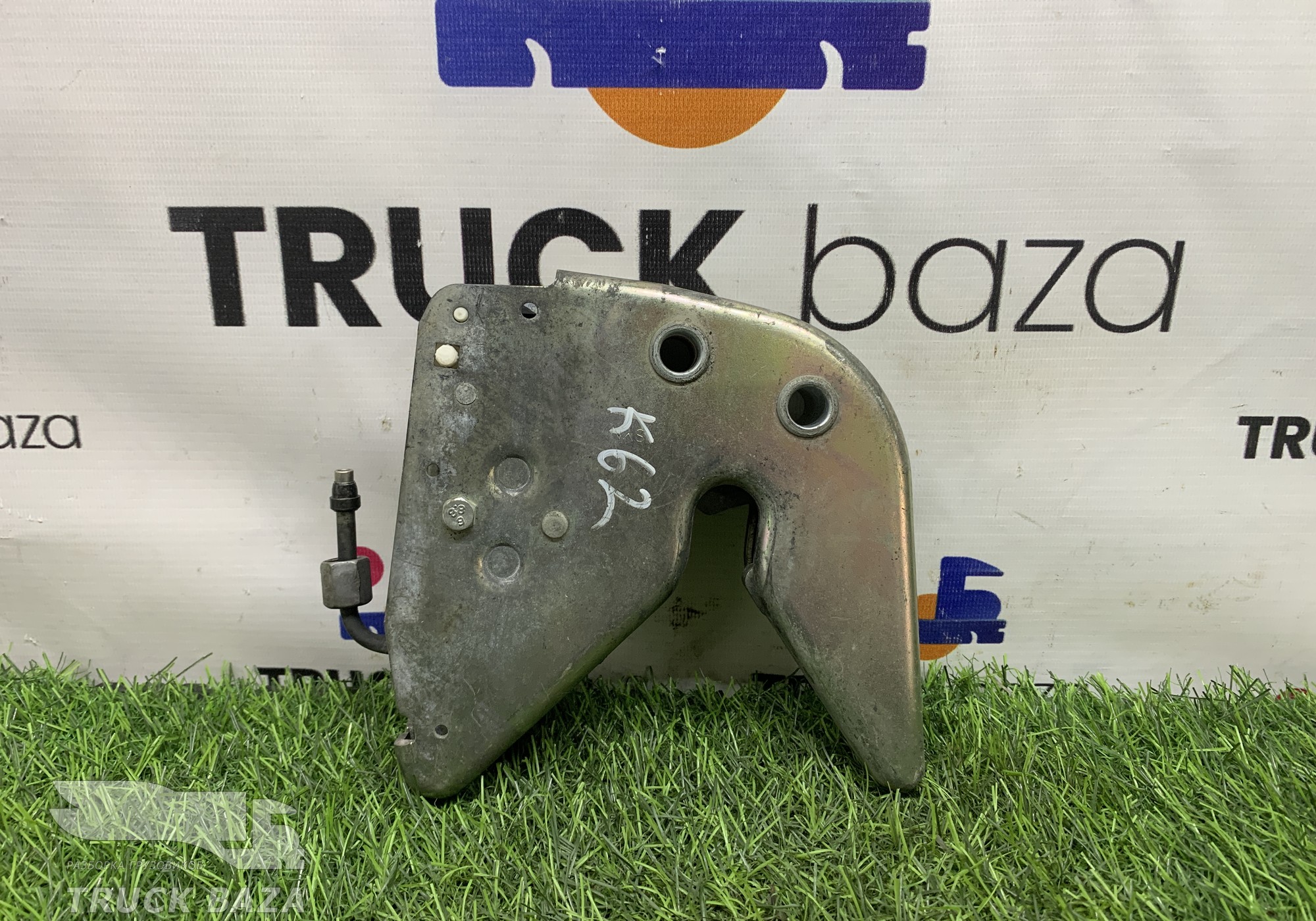 A9303100083 Замок кабины для Mercedes-Benz Axor III (с 2010)