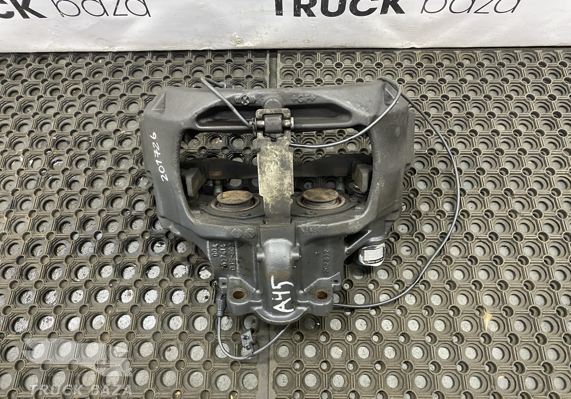 A9444207501 Суппорт передний левый для Mercedes-Benz Axor