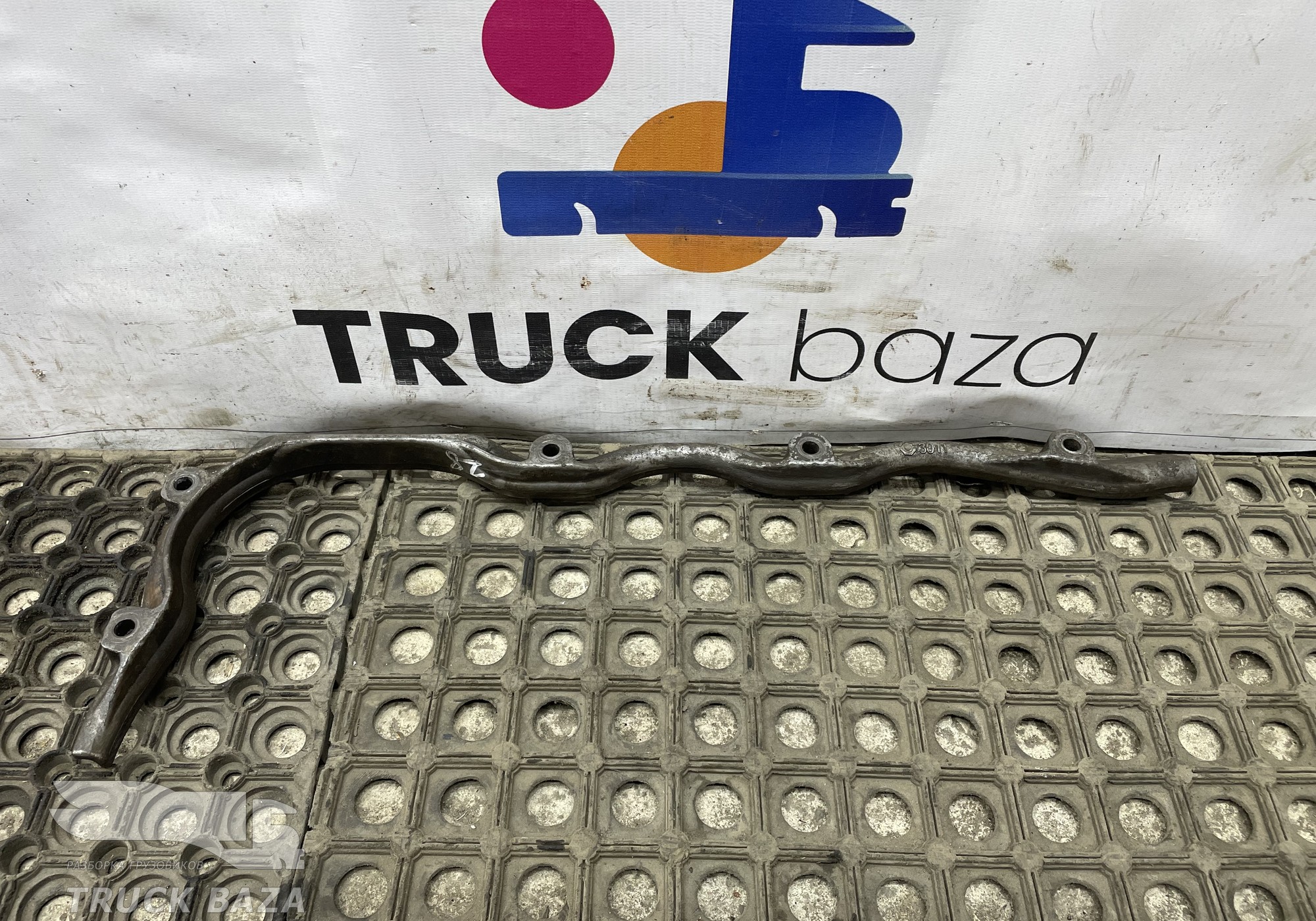 51058400128 Планка крепления поддона для Man