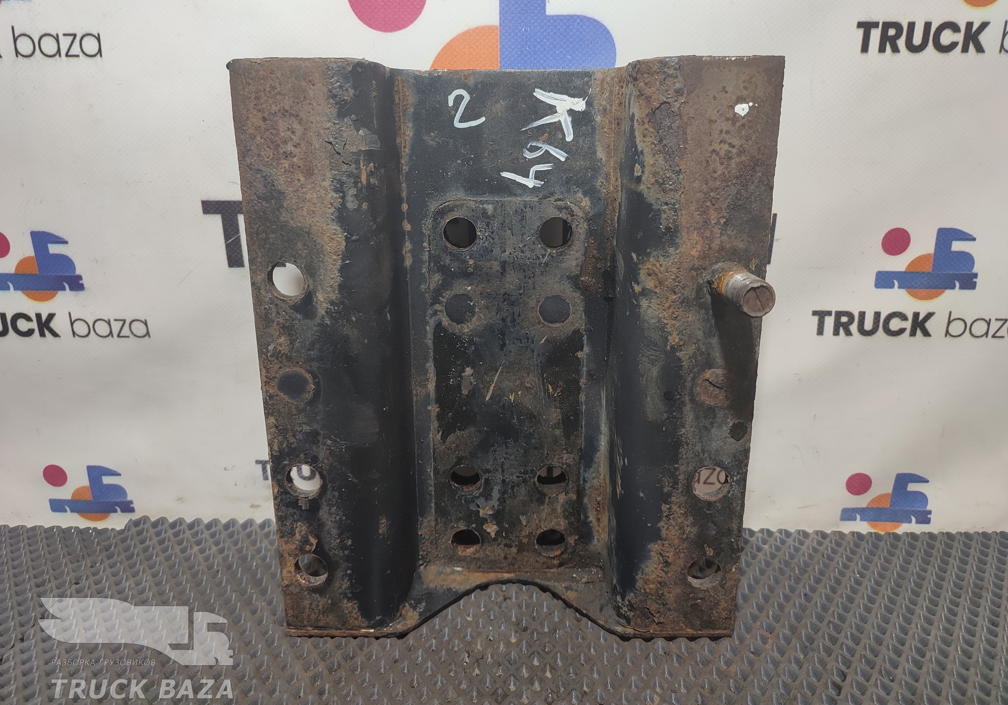 Кронштейн крепления газового балона для КАМАЗ 5490 (с 2013)