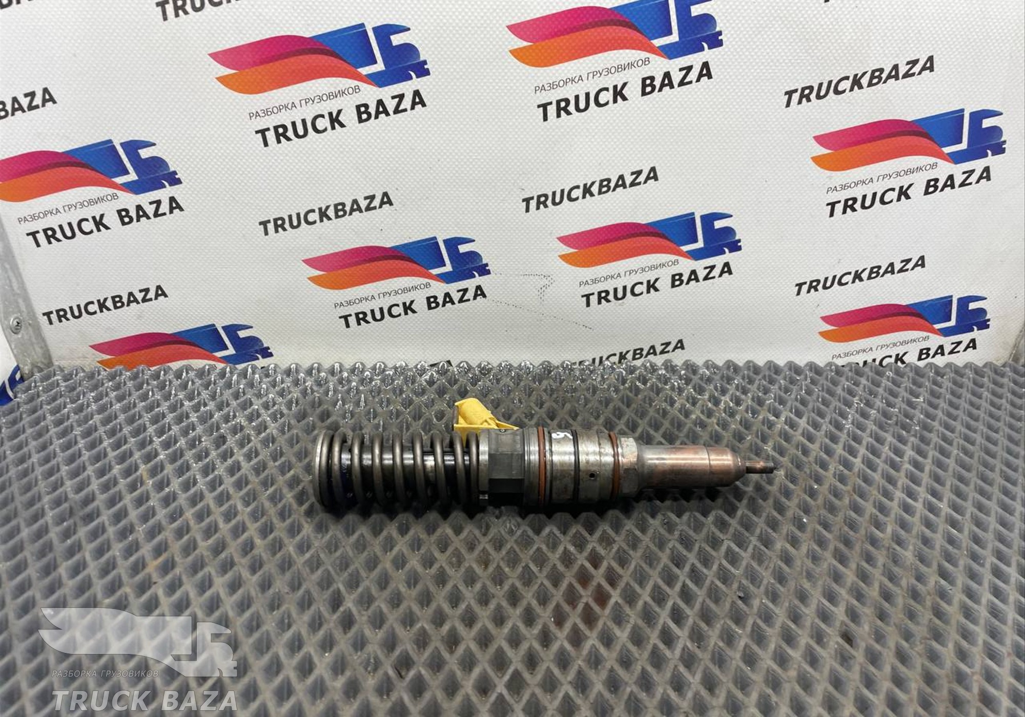 504287070 Форсунка топливная для Iveco Stralis I (с 2002)