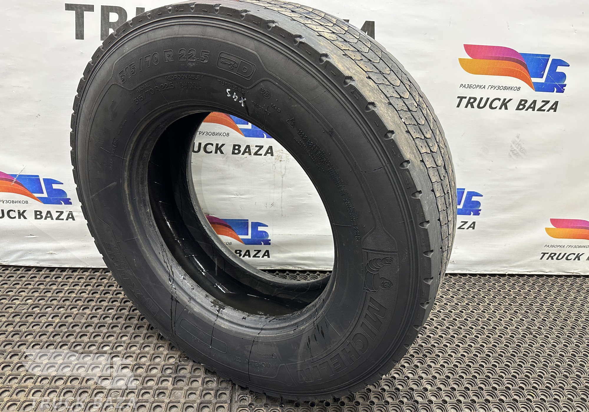 Шина Michelin 315/70 R22.5 для Mercedes-Benz