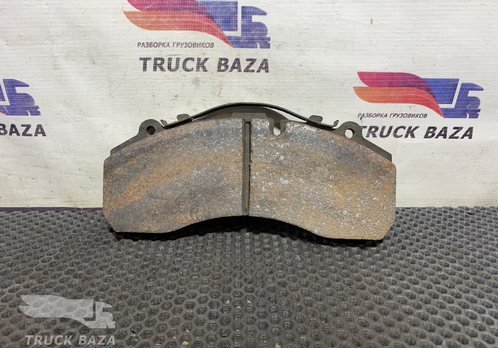 2992348 Колодка тормозная для Iveco EuroStar
