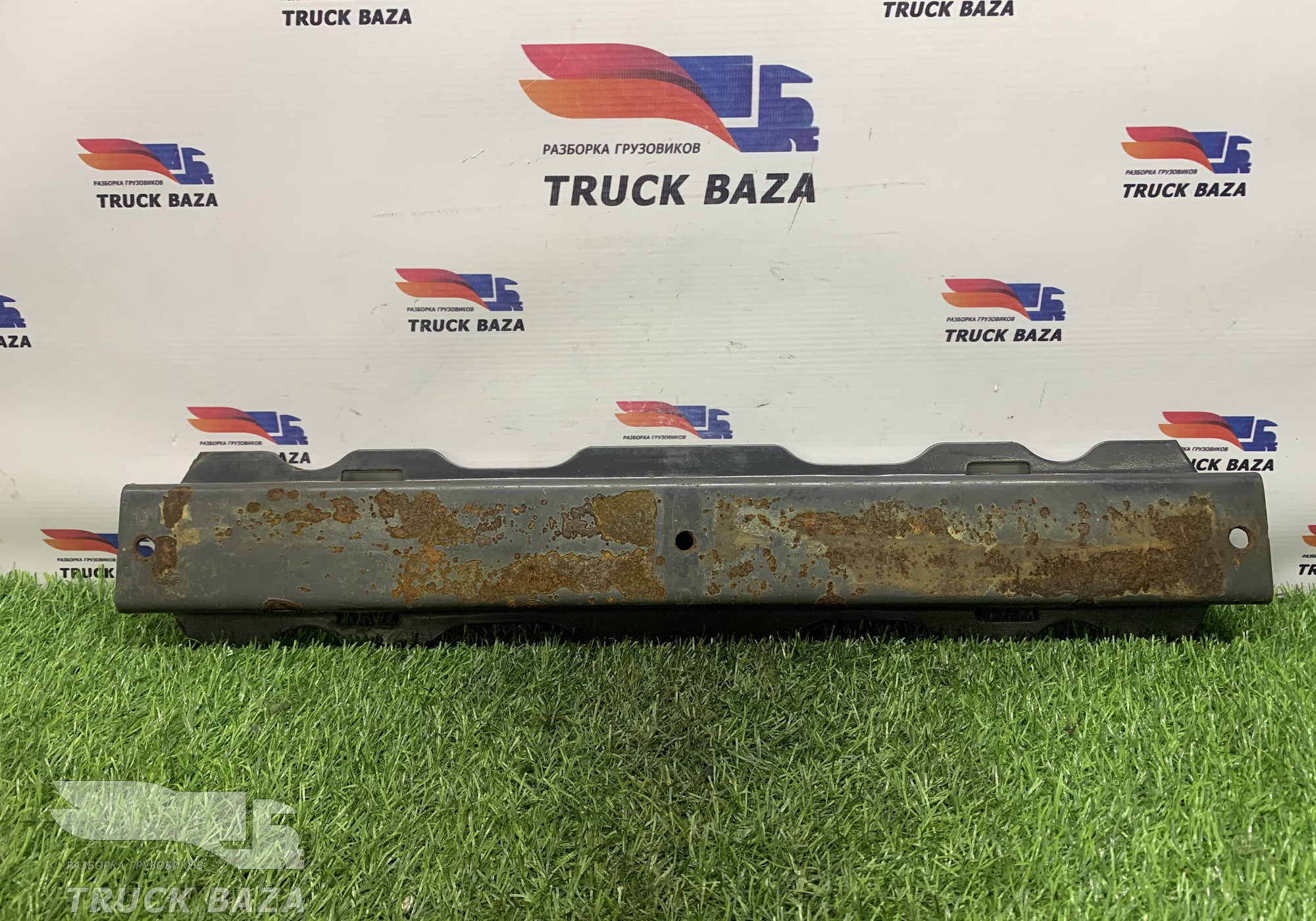 21752239 Прижимная планка АКБ