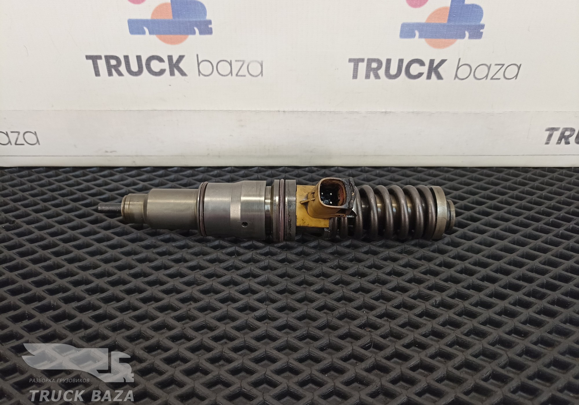 7421644596 Форсунка топливная для Volvo FH 2 (с 2002 по 2008)
