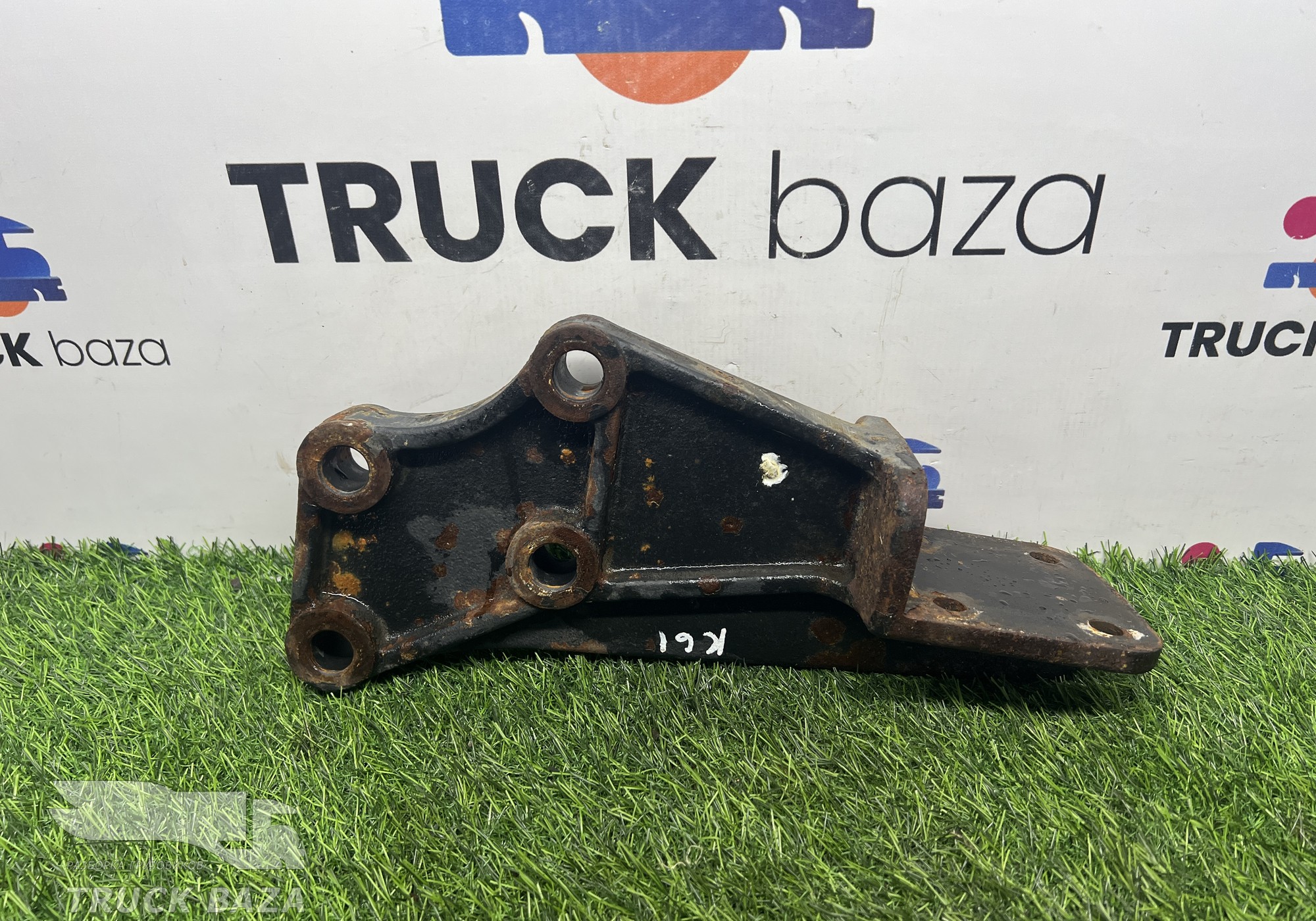 5490280905010 Кронштейн усилителя переднего бампера для КАМАЗ 5490 (с 2013)