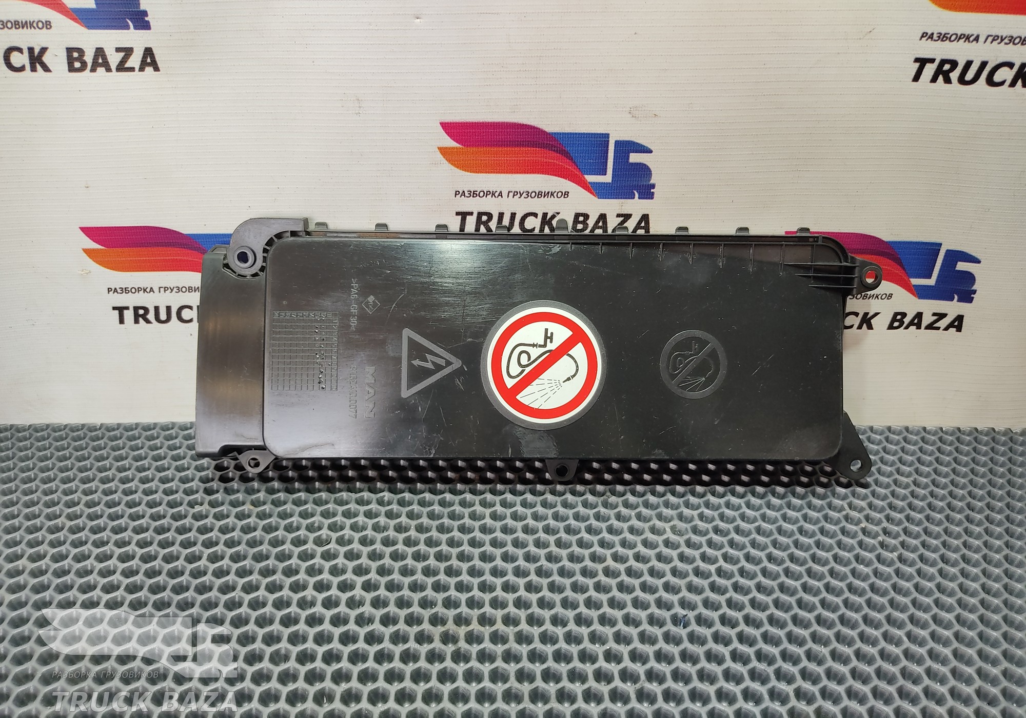 81624100077 Крышка блока предохранителей для Man TGS II (с 2012)