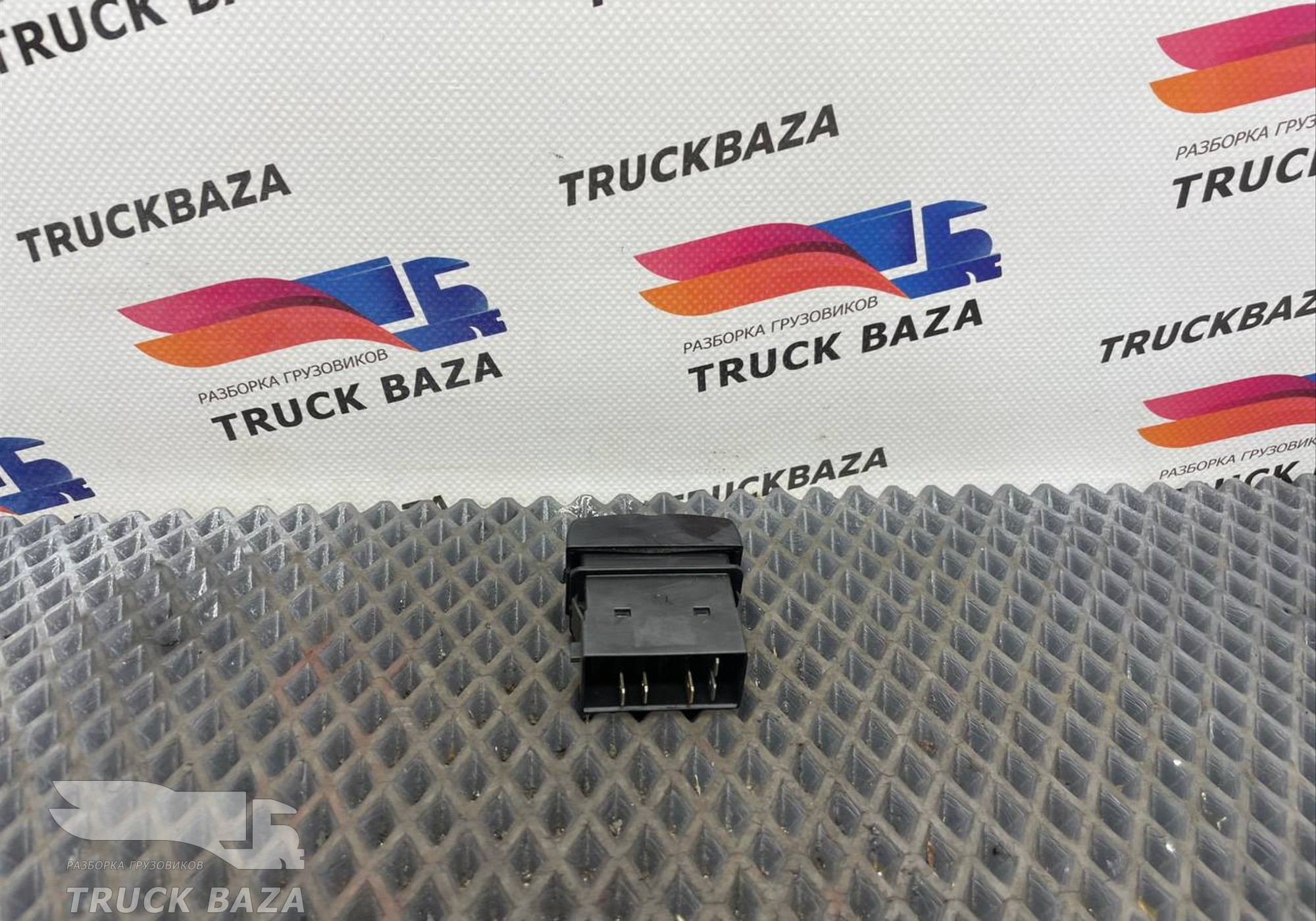 81255250216 Кнопка аккумулятора для Man TGX II (с 2012)