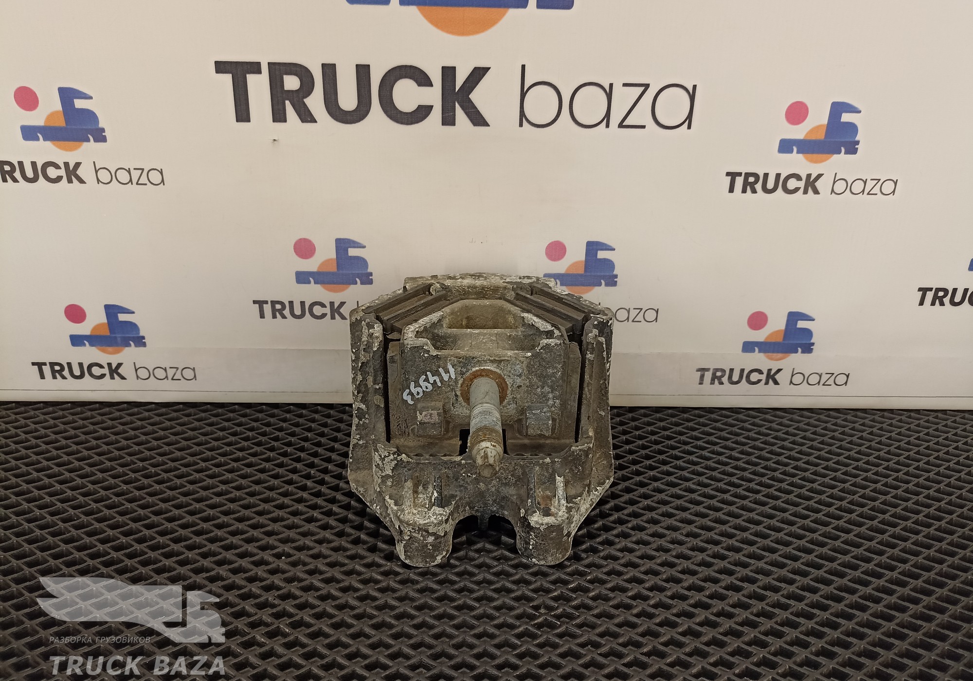 81962100571 Подушка двигателя передняя для Man TGX II (с 2012)
