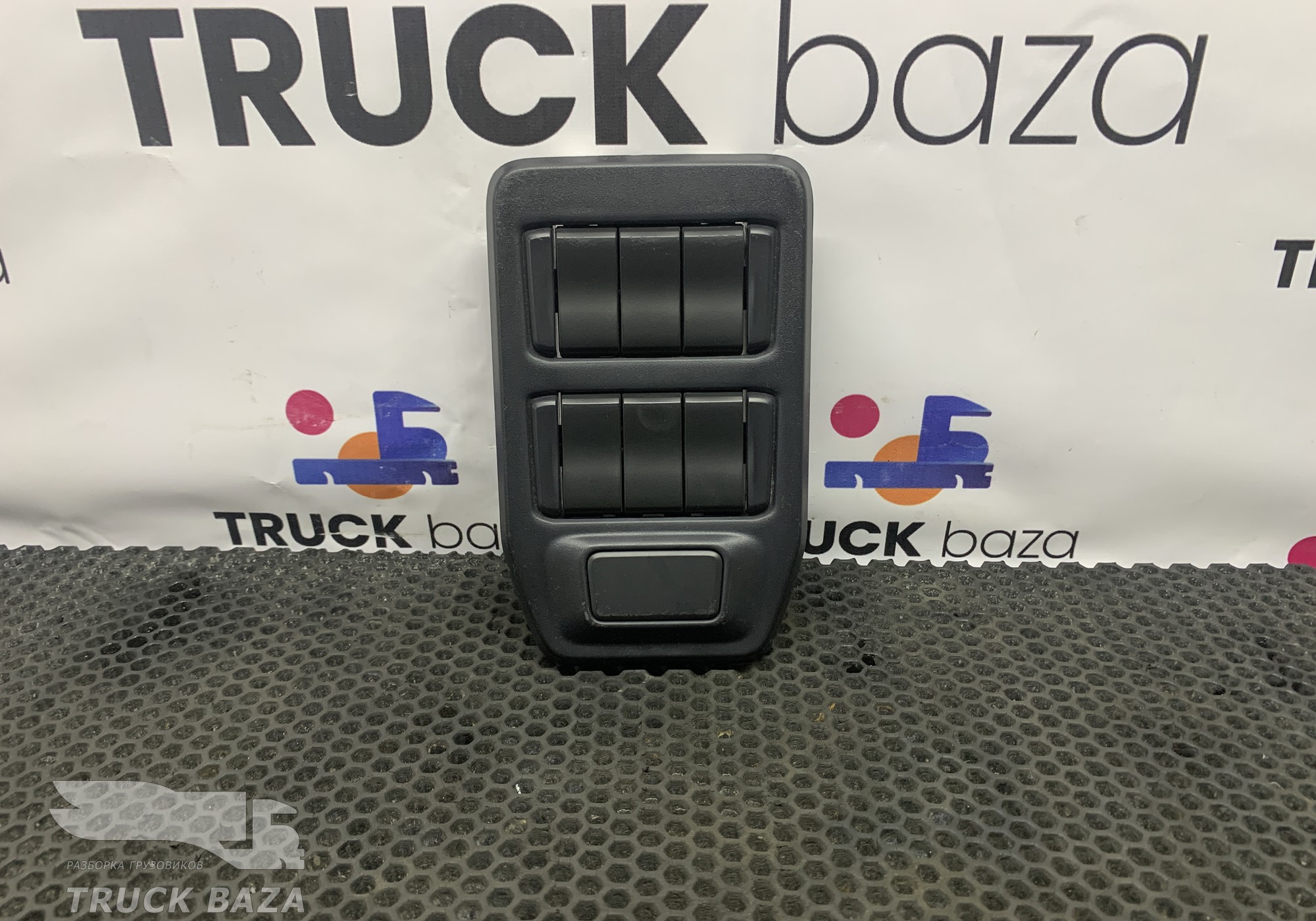 2267542 Панель кнопок для Scania 6-series P (с 2016)