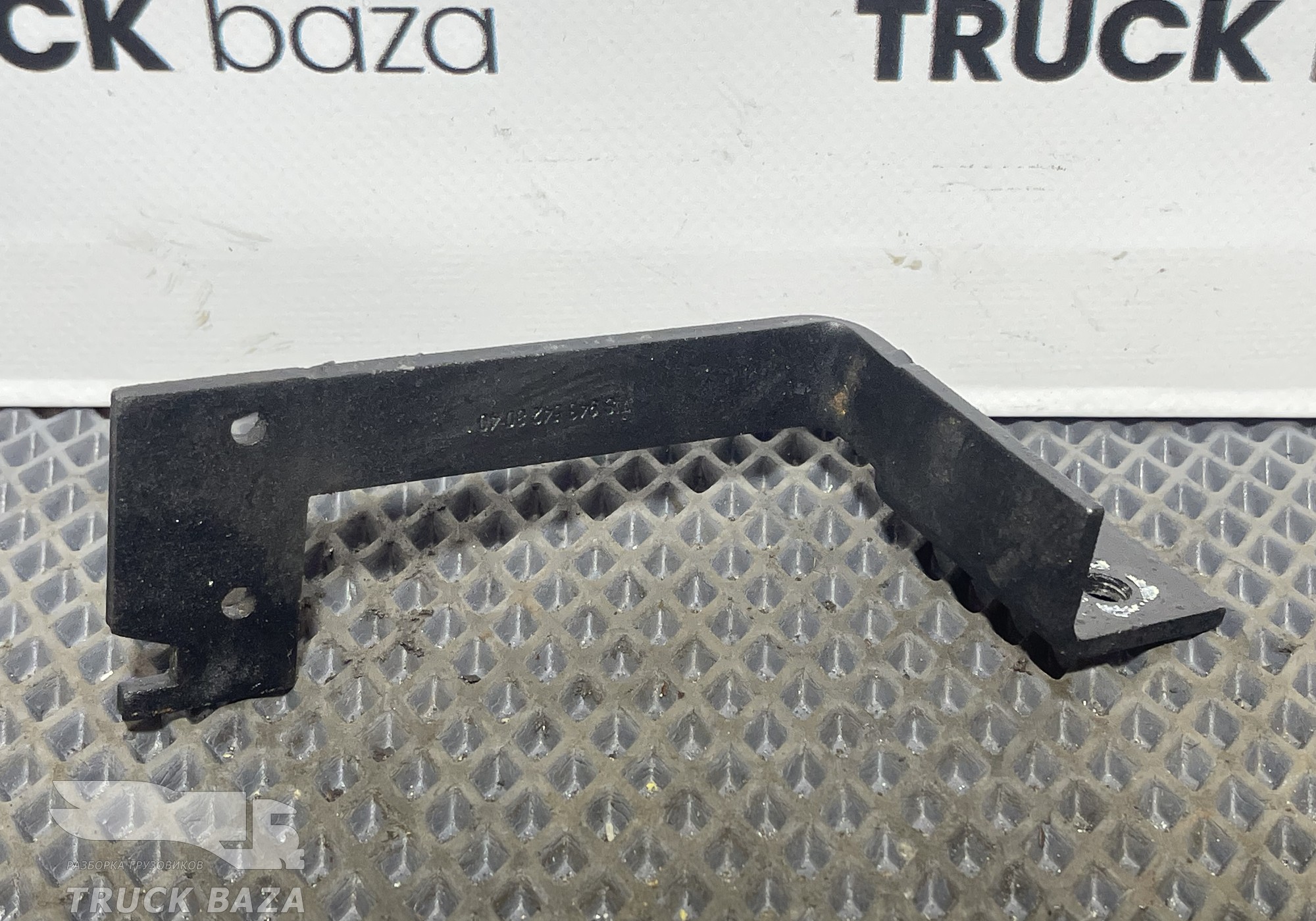 9435428040 Кронштейн кабины для КАМАЗ 5490 (с 2013)