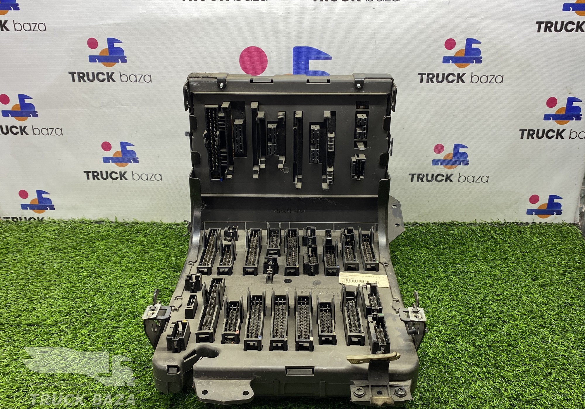 5010232687 Блок предохранителей