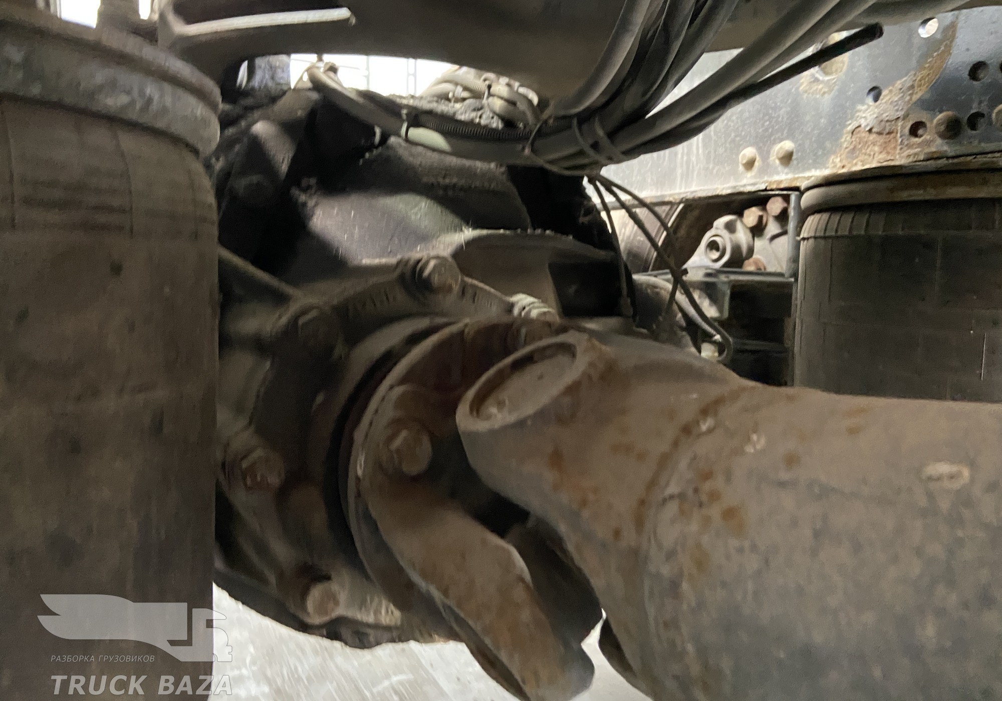 81350106255 Редуктор заднего моста HY-1350 3.083