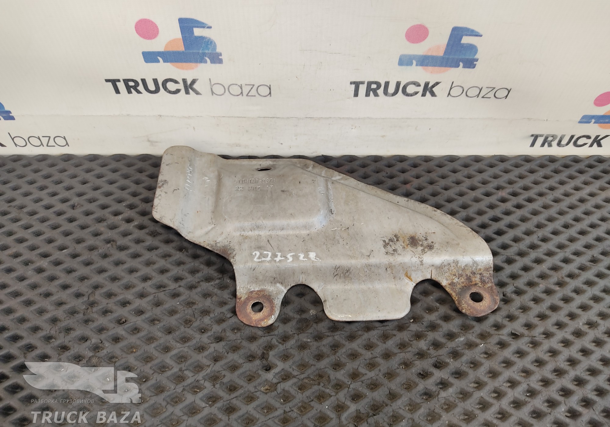 51081200371 Теплозащитный экран для Man TGX II (с 2012)