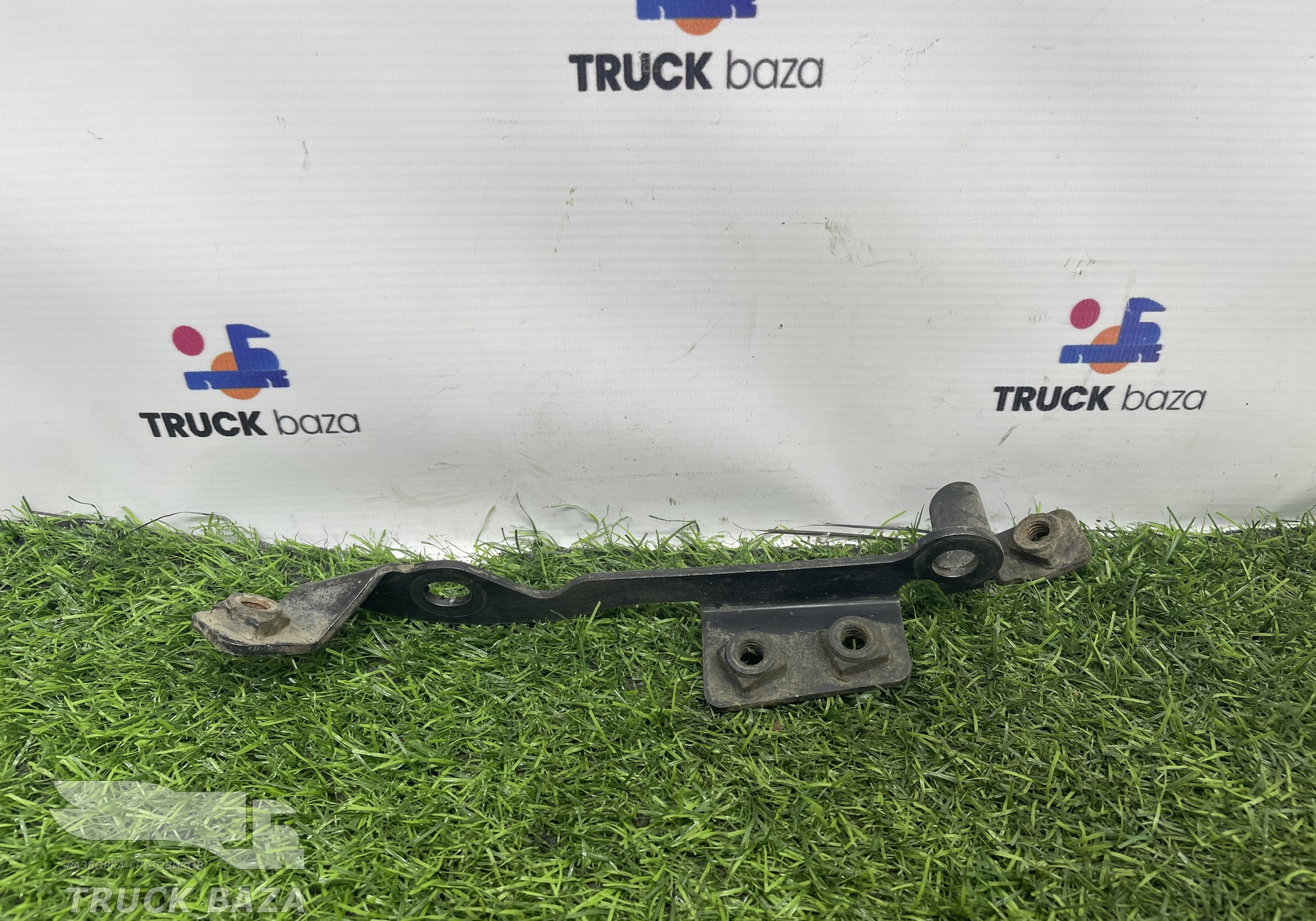 1792428 Кронштейн трубки двигателя для Scania