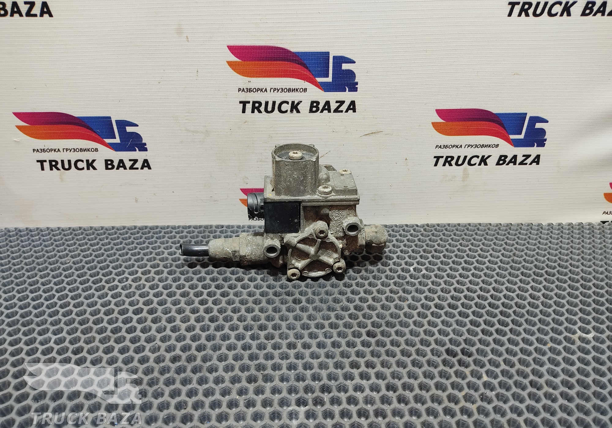 20516342 Кран ABS для Renault