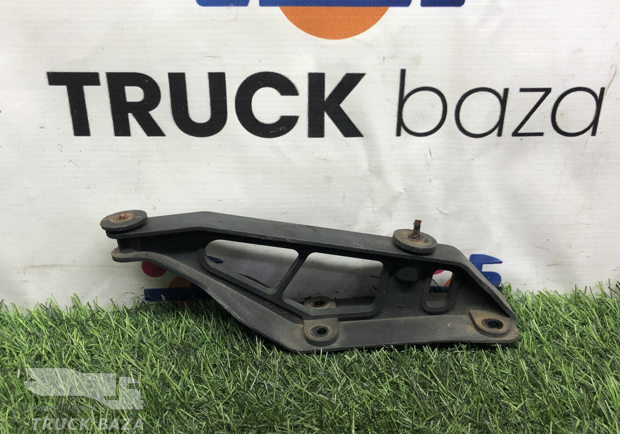 A9438111414 Кронштейн козырька солнцезащитного