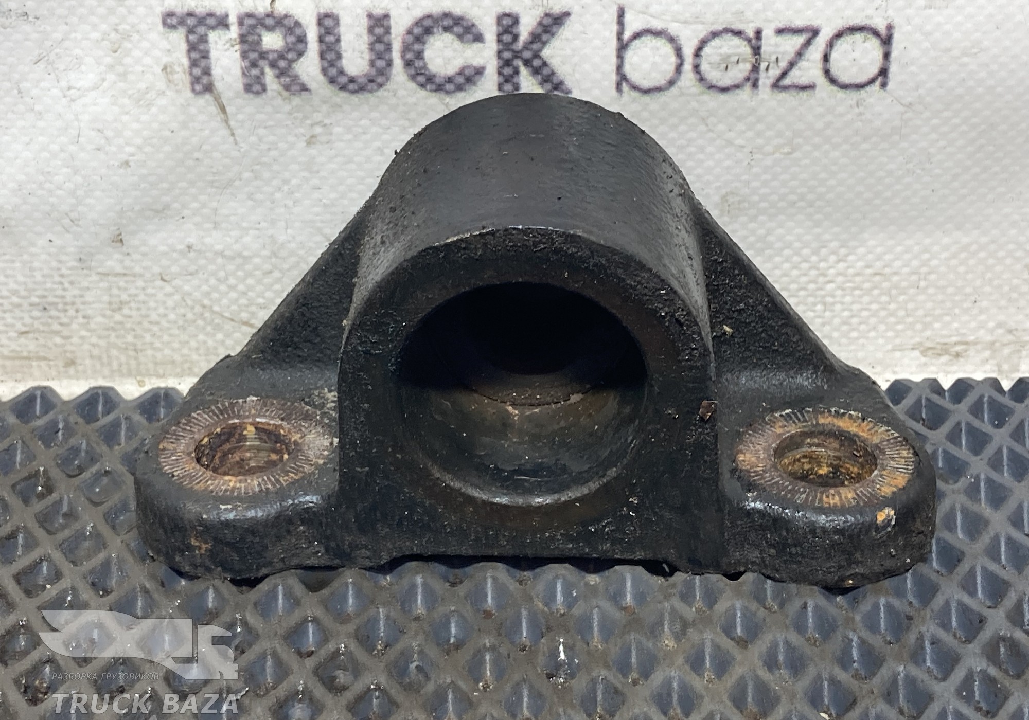 43082906090 Кронштейн стойки переднего стабилизатора для КАМАЗ 5490 (с 2013)