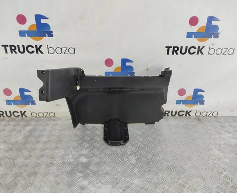 81614700040 Накладка декоративная для Man TGX I (с 2007)