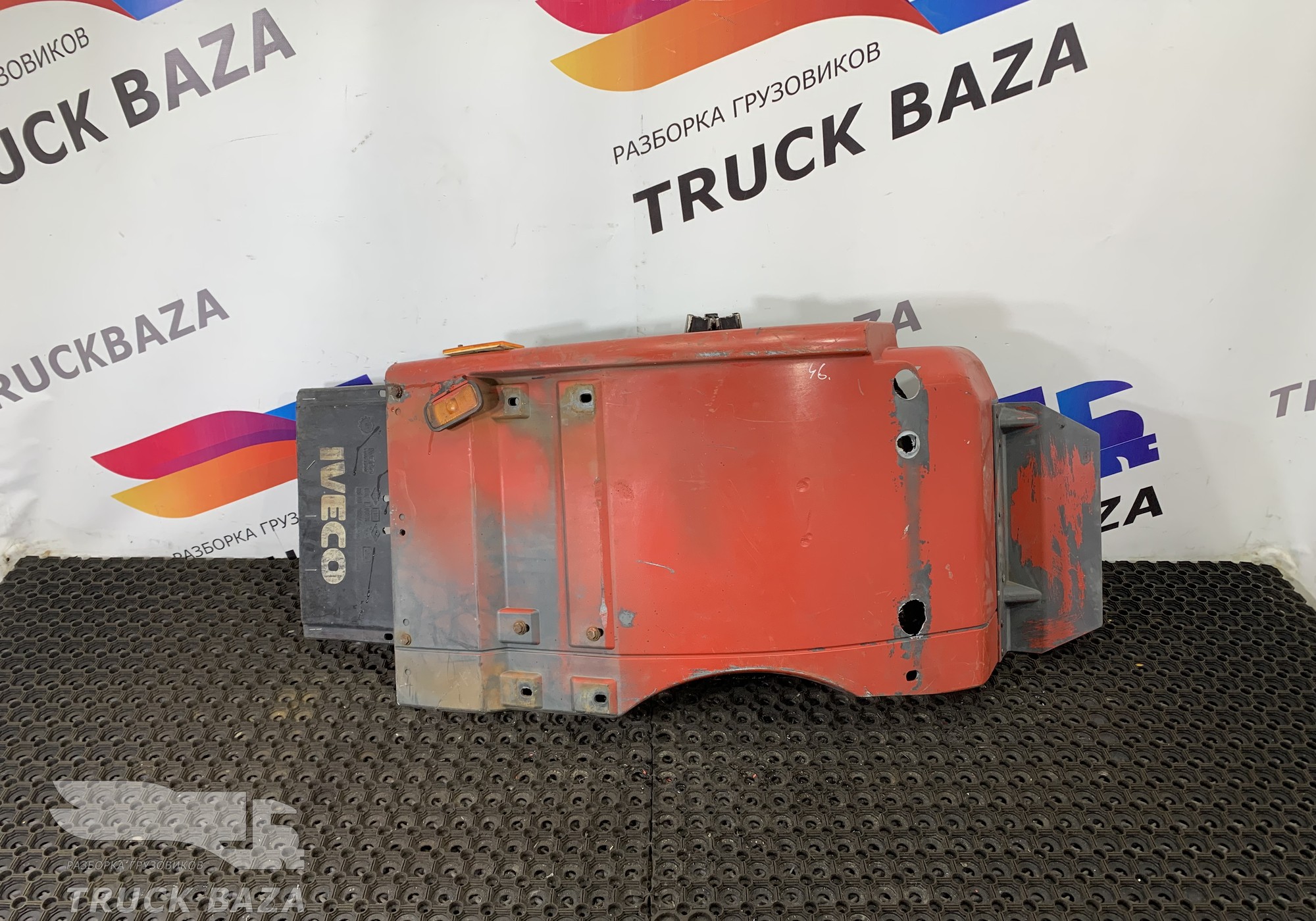 504090869 Крыло переднее правое задняя часть для Iveco