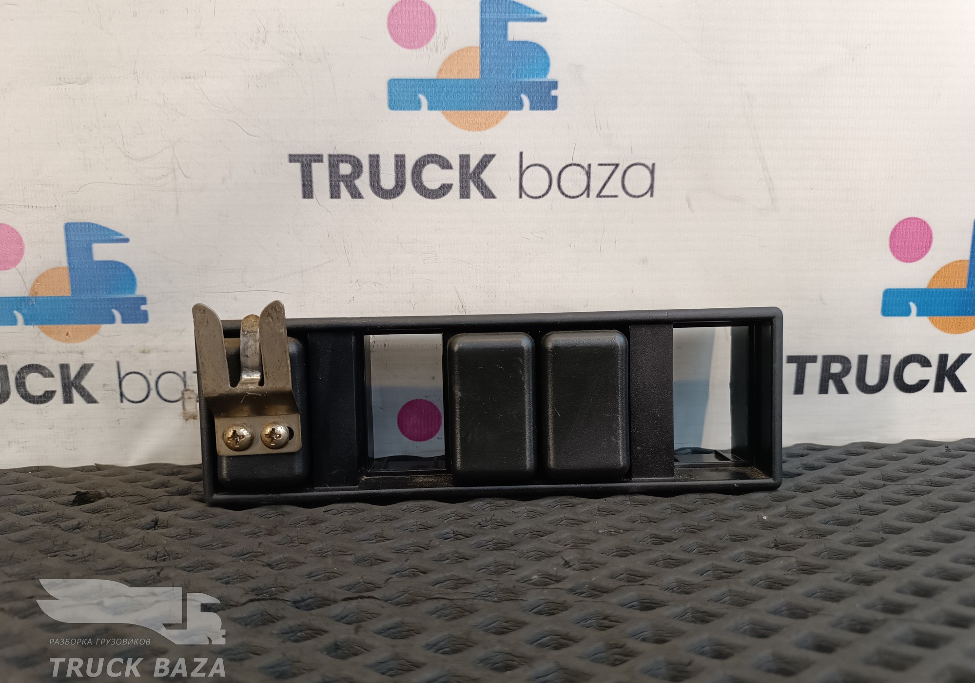 20398648 Рамка кнопок для Volvo FH 2 (с 2002 по 2008)