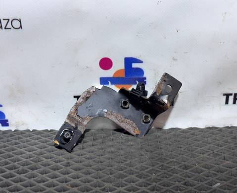 810W624105147 Кронштейн торпедо для Sinotruk Sitrak C7H