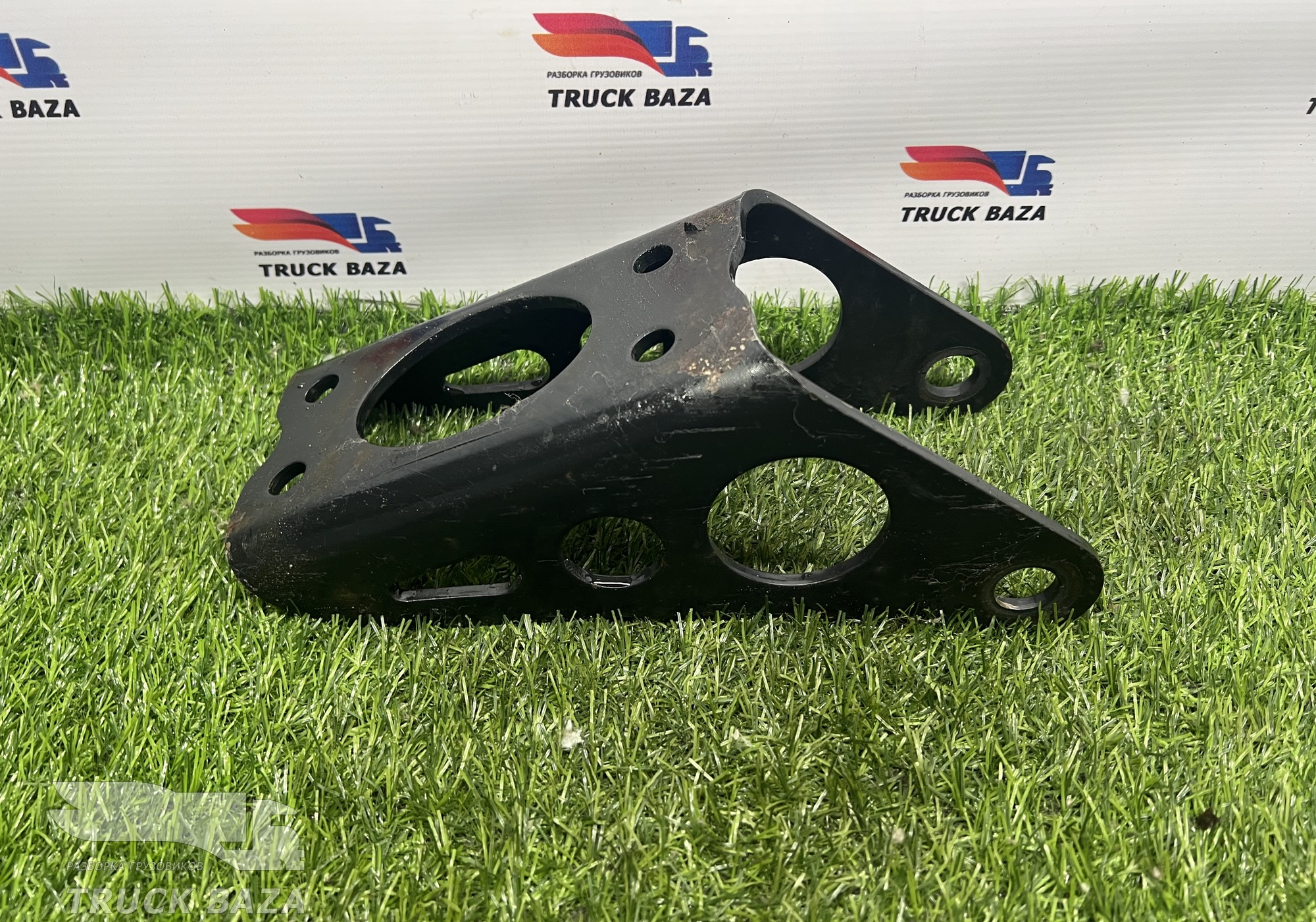 81437400195 Кронштейн амортизатора переднего для Man TGS II (с 2012)