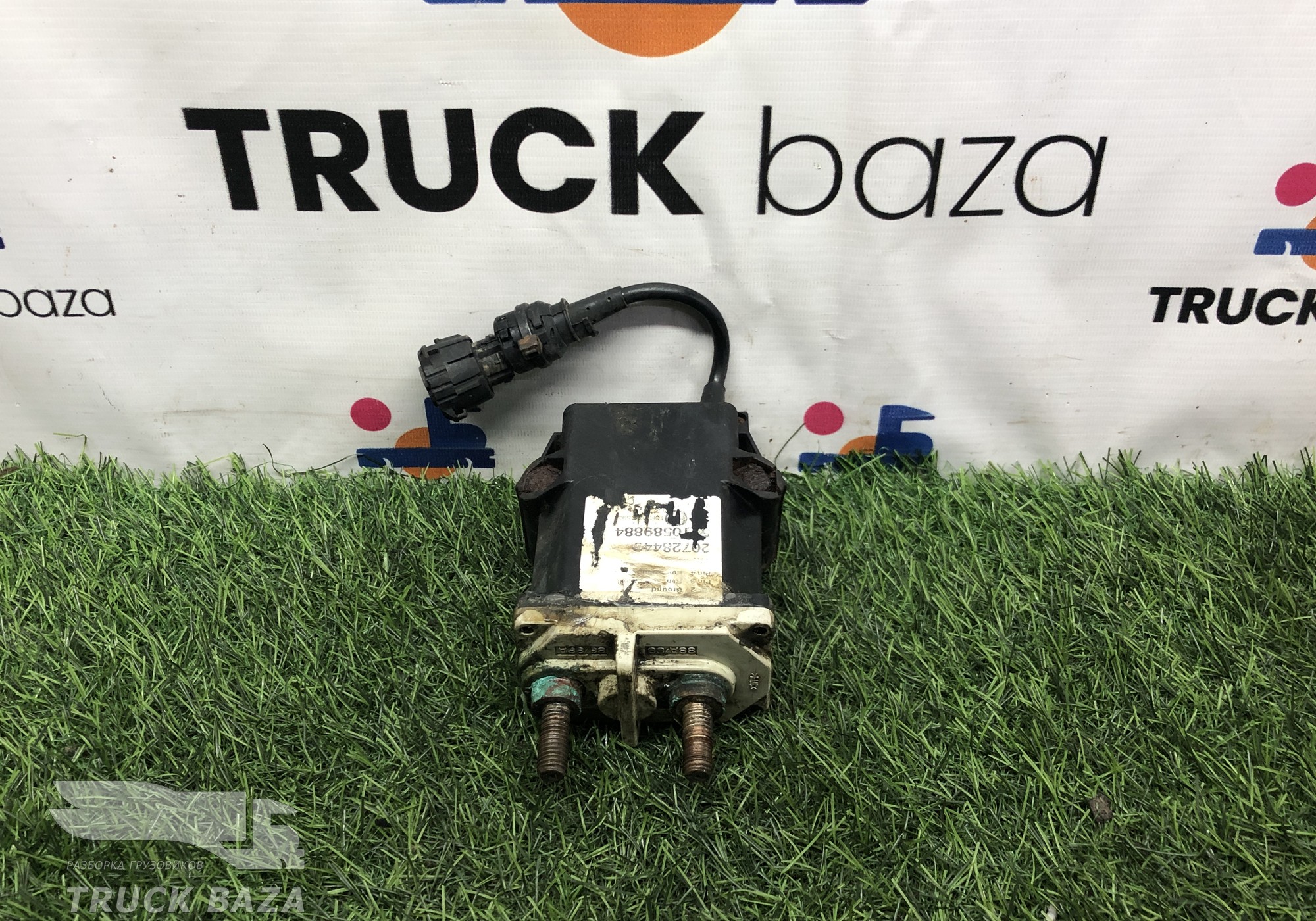 5010589884 Выключатель массы