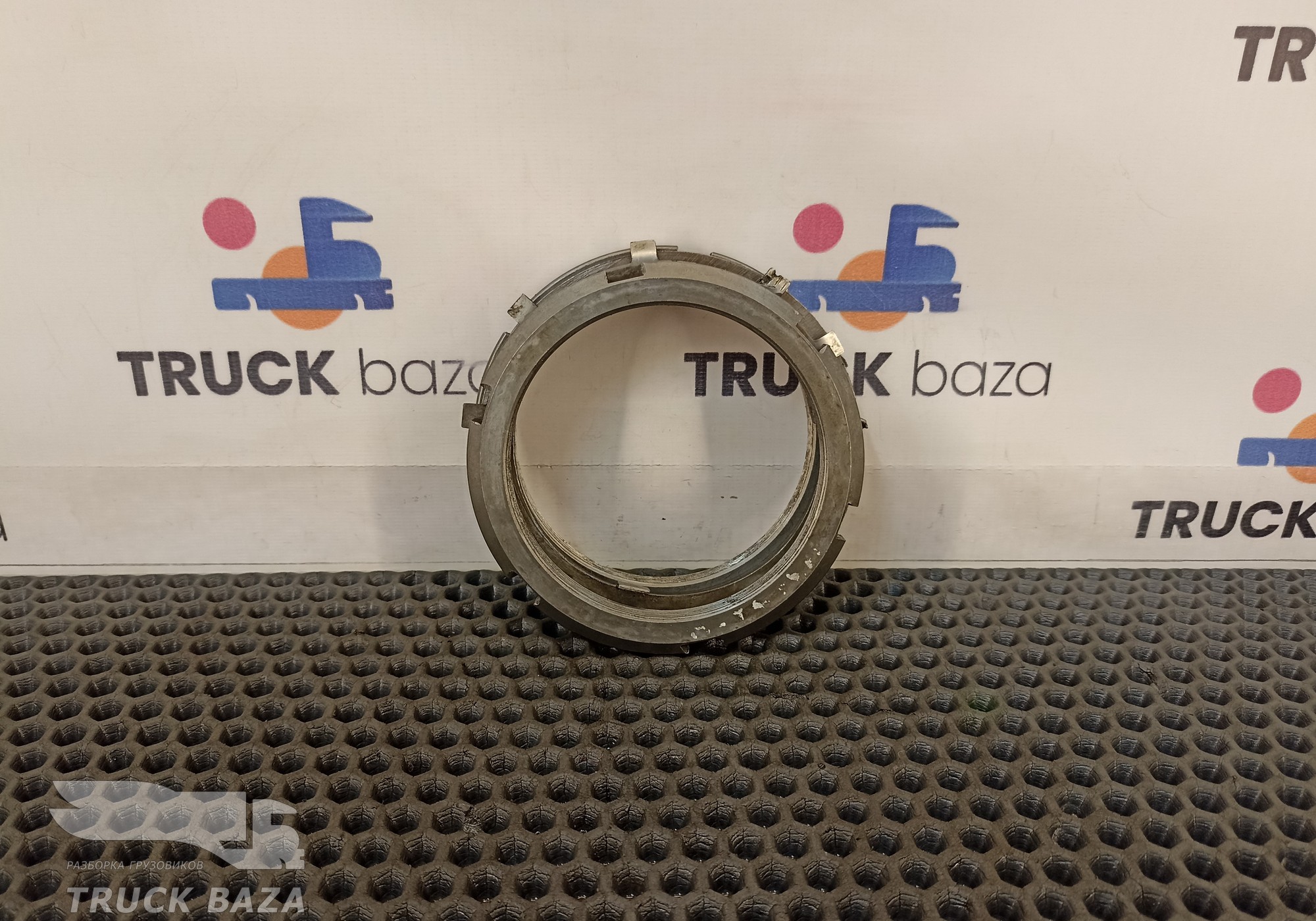 A9463560152 Комплект гаек ступицы задней оси для Mercedes-Benz