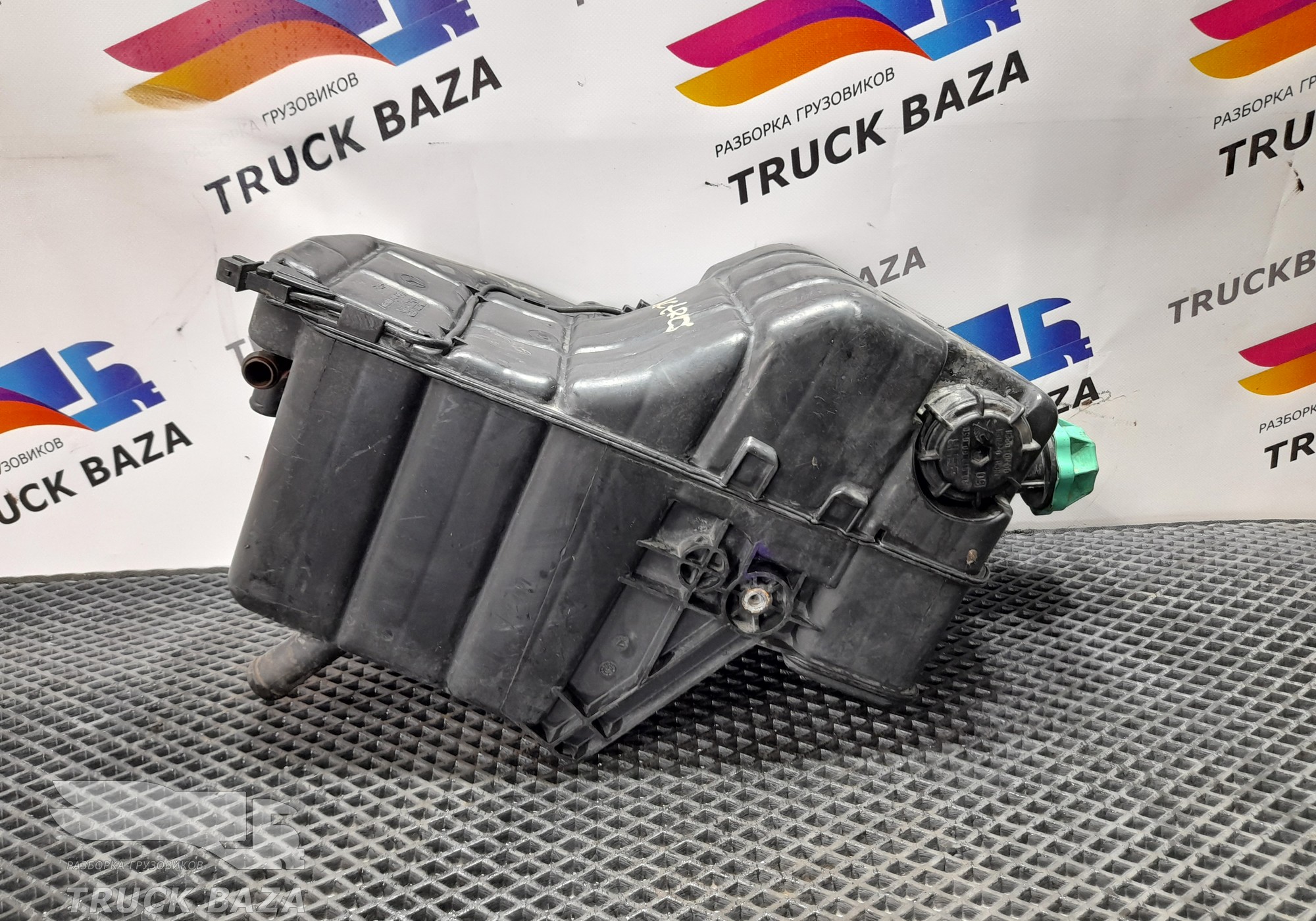 0005003049 Бачок расширительный для Mercedes-Benz Actros MP2 (с 2002 по 2008)