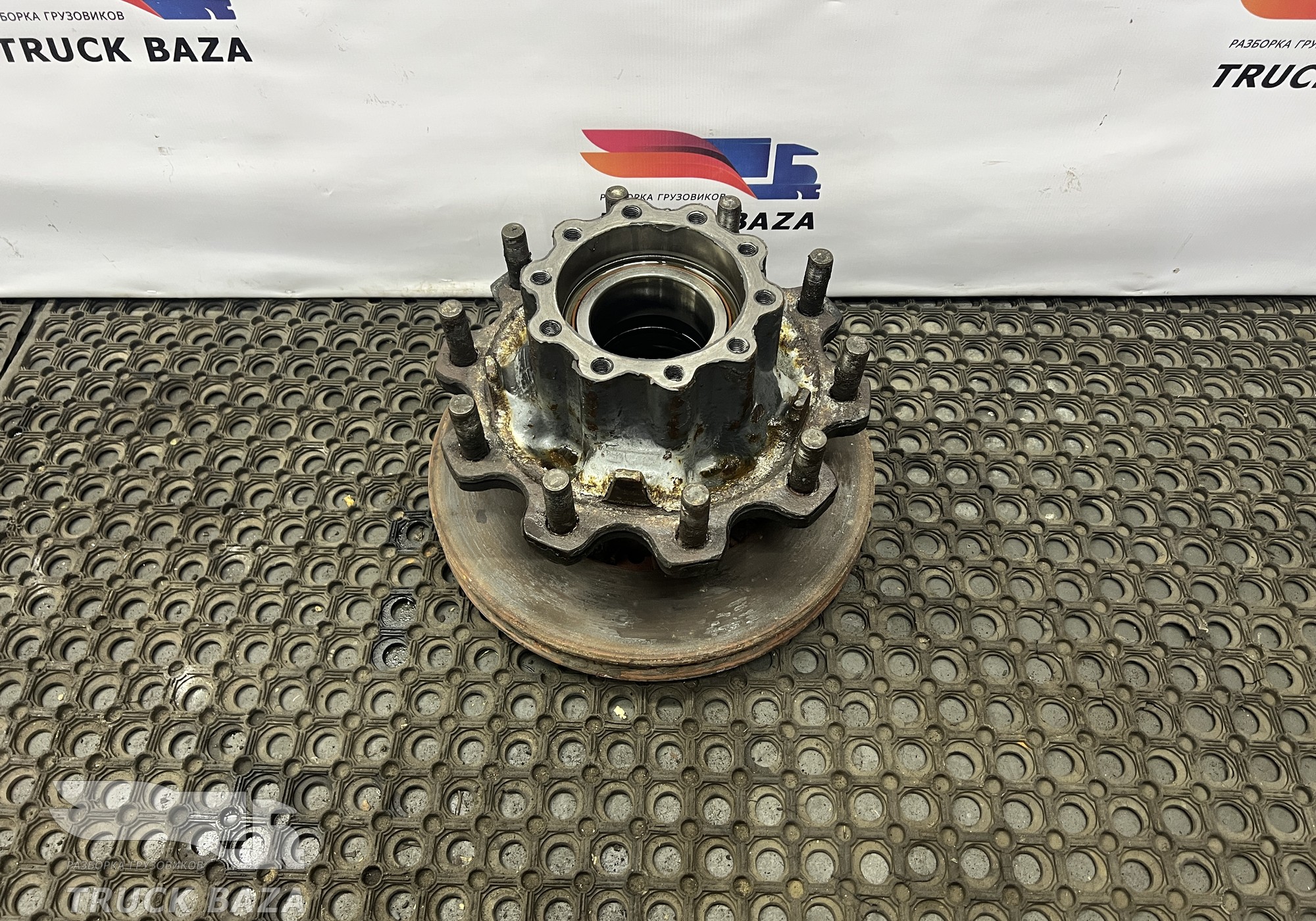 1812161 Ступица задняя