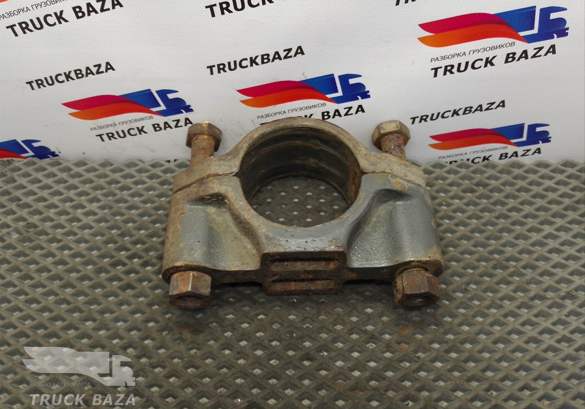 1079482 Кронштейн крепления заднего стабилизатора для Volvo